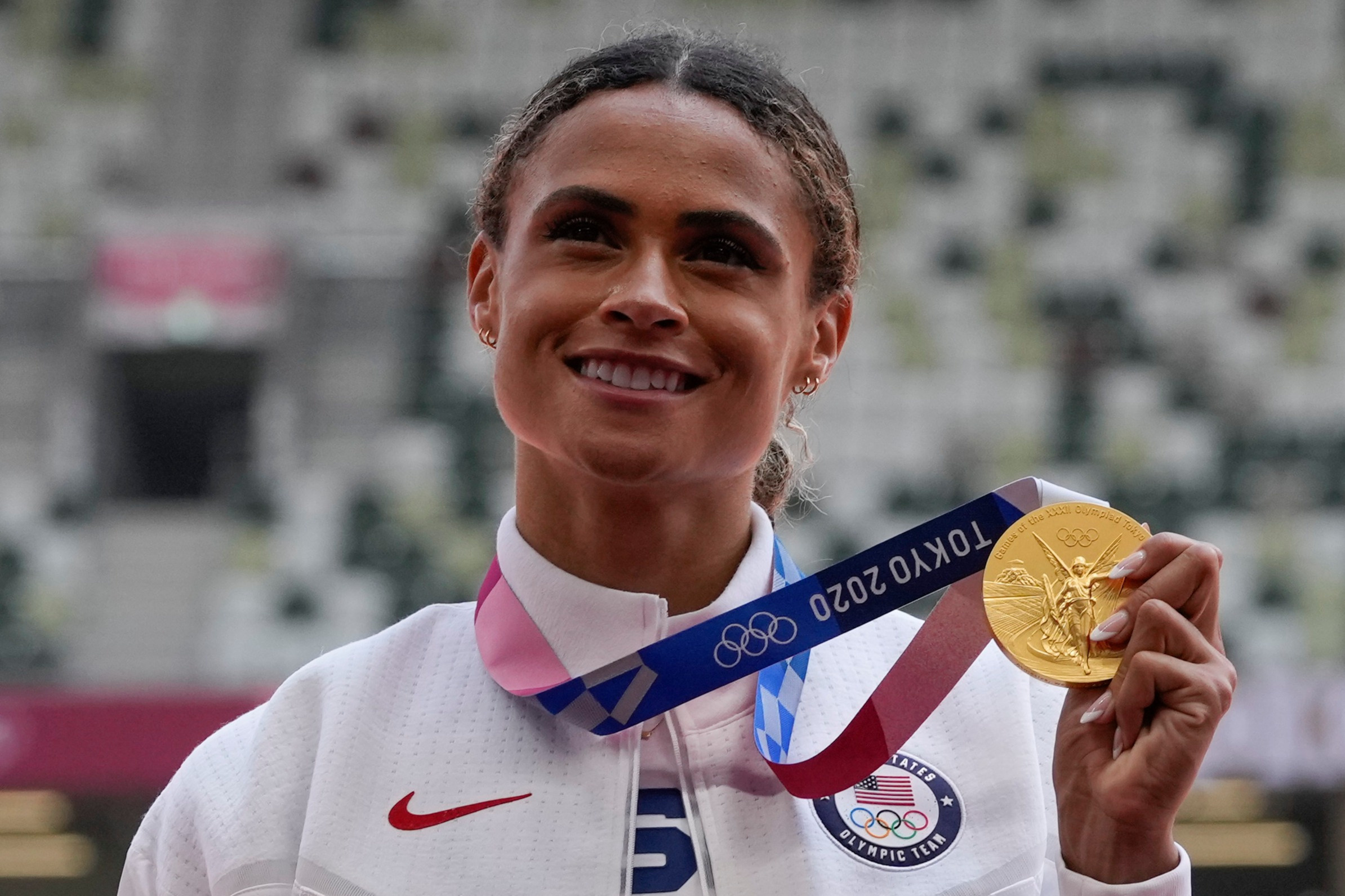 Olympic gold medal, Sydney McLaughlin Wallpaper, 2390x1600 HD Desktop
