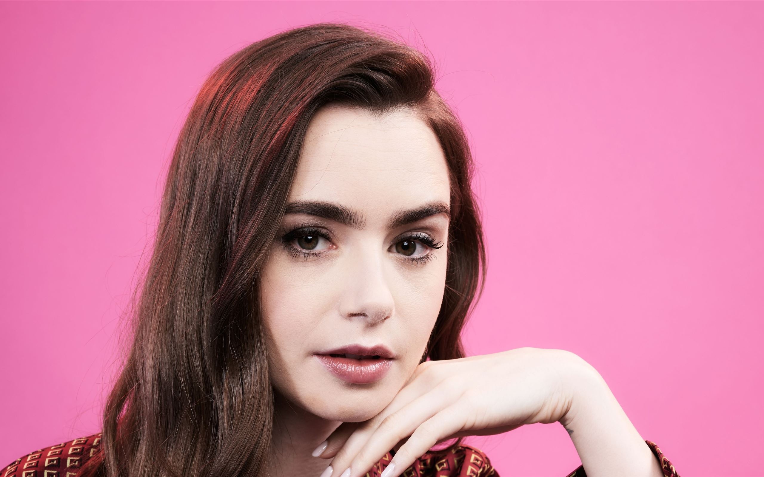 Lily Collins, Mac Wallpapers, HD Download, 2560x1600 HD Desktop