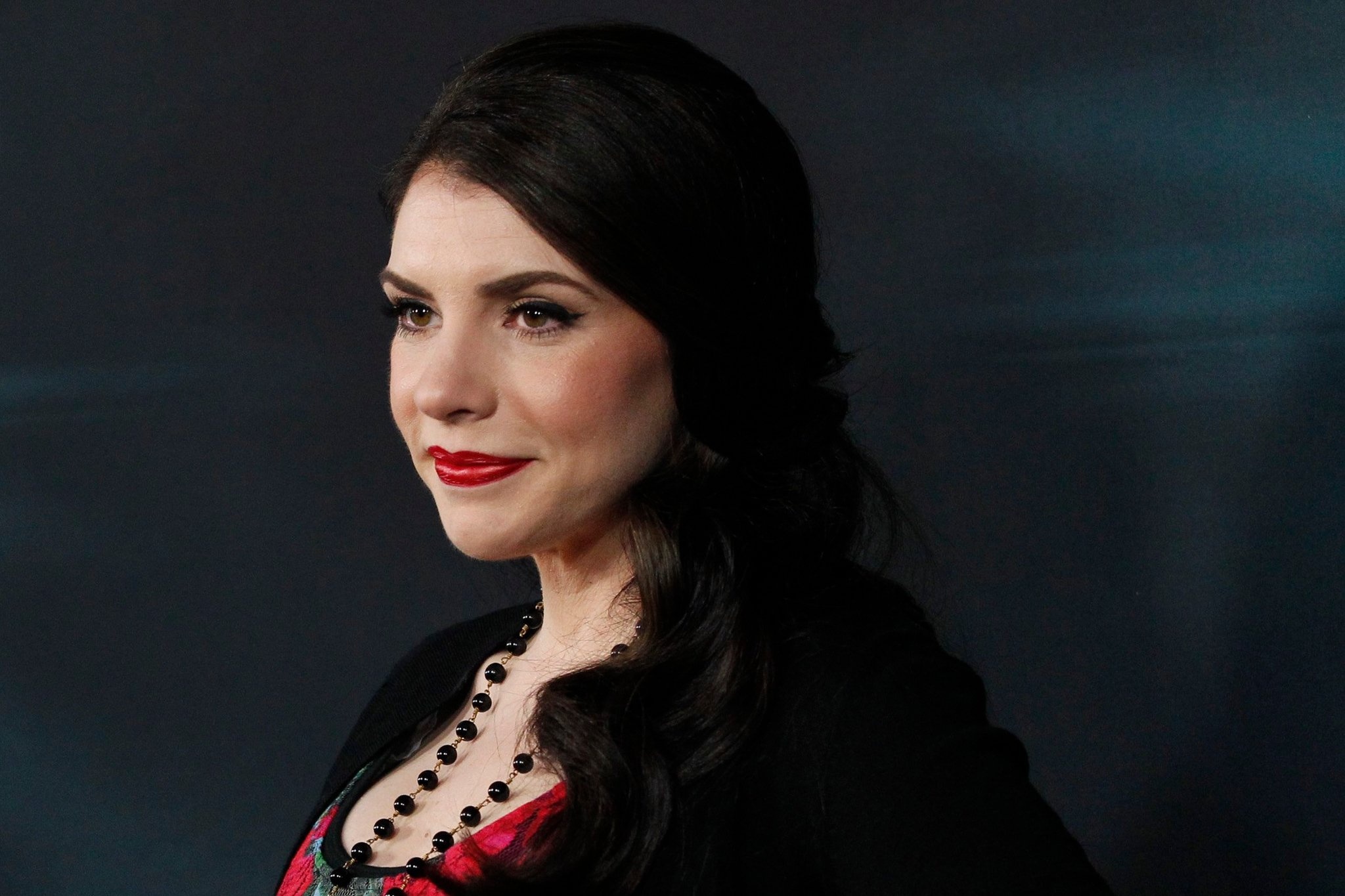 Stephenie Meyer, New Twilight Book, Midnight Sun, The New York Times, 2050x1370 HD Desktop