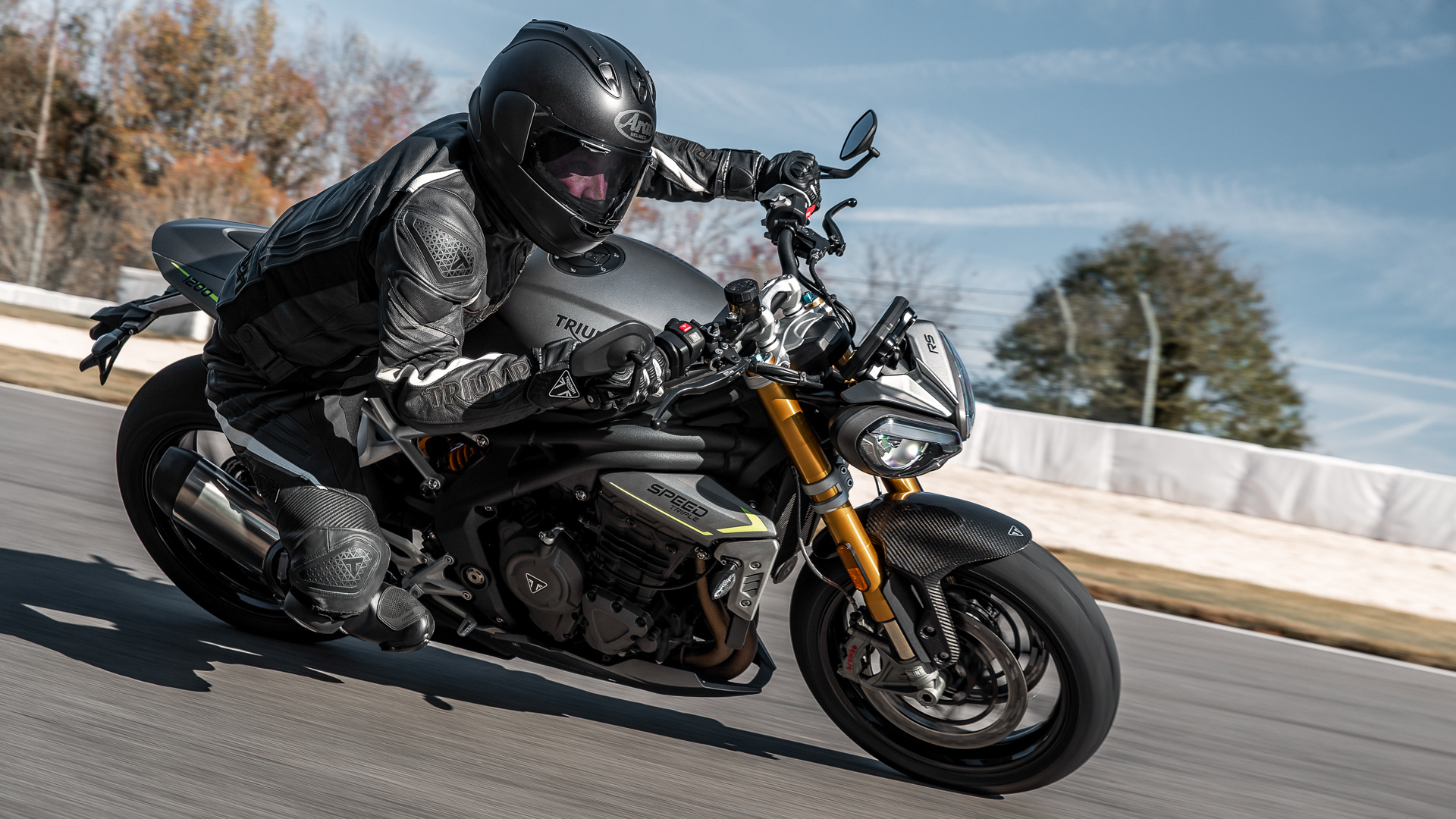 Triumph Speed Triple, High-performance motorbike, Powerful engine, Superior handling, 1920x1080 Full HD Desktop