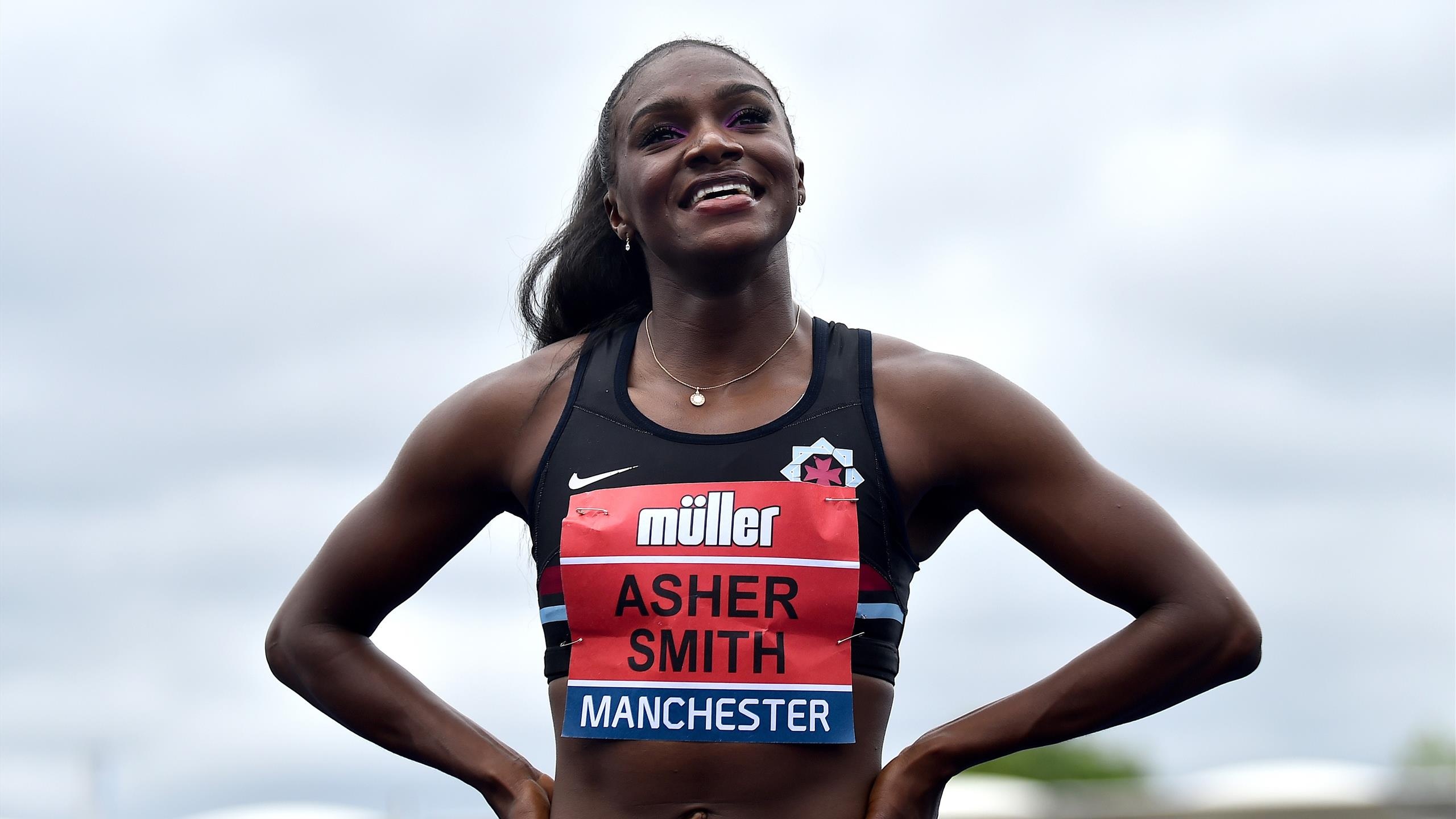 Dina Asher-Smith, Racewalking Wallpaper, 2560x1440 HD Desktop