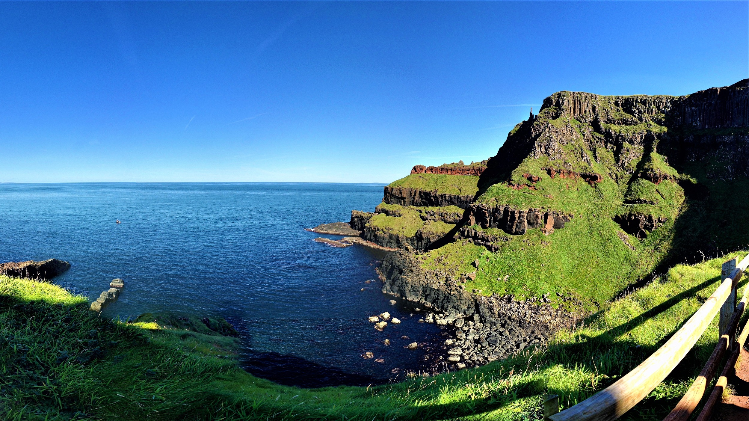 Northern Ireland, Northern Ireland coastline, 2500x1410 HD Desktop