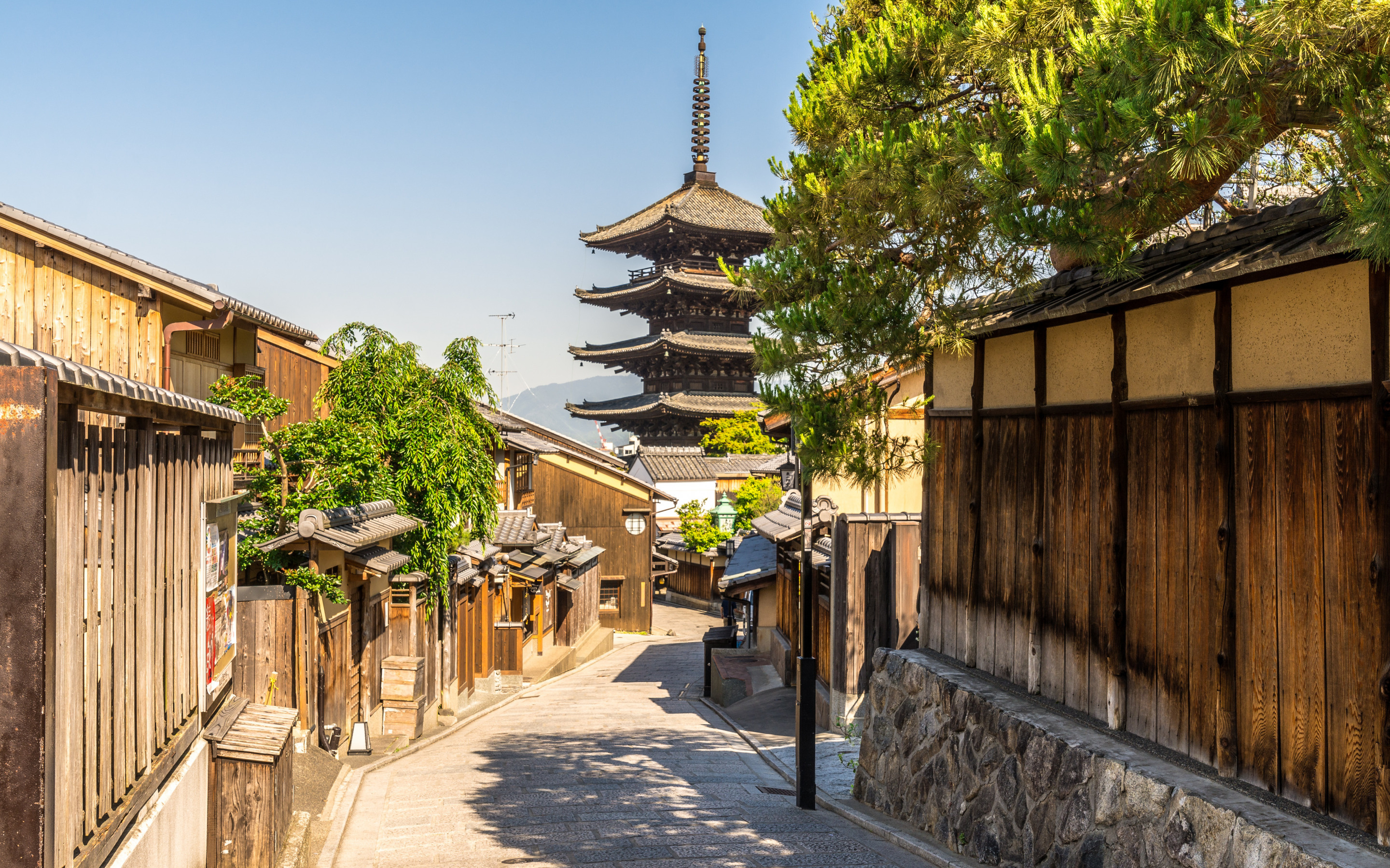 Sannenzaka, Kyoto Wallpaper, 2880x1800 HD Desktop