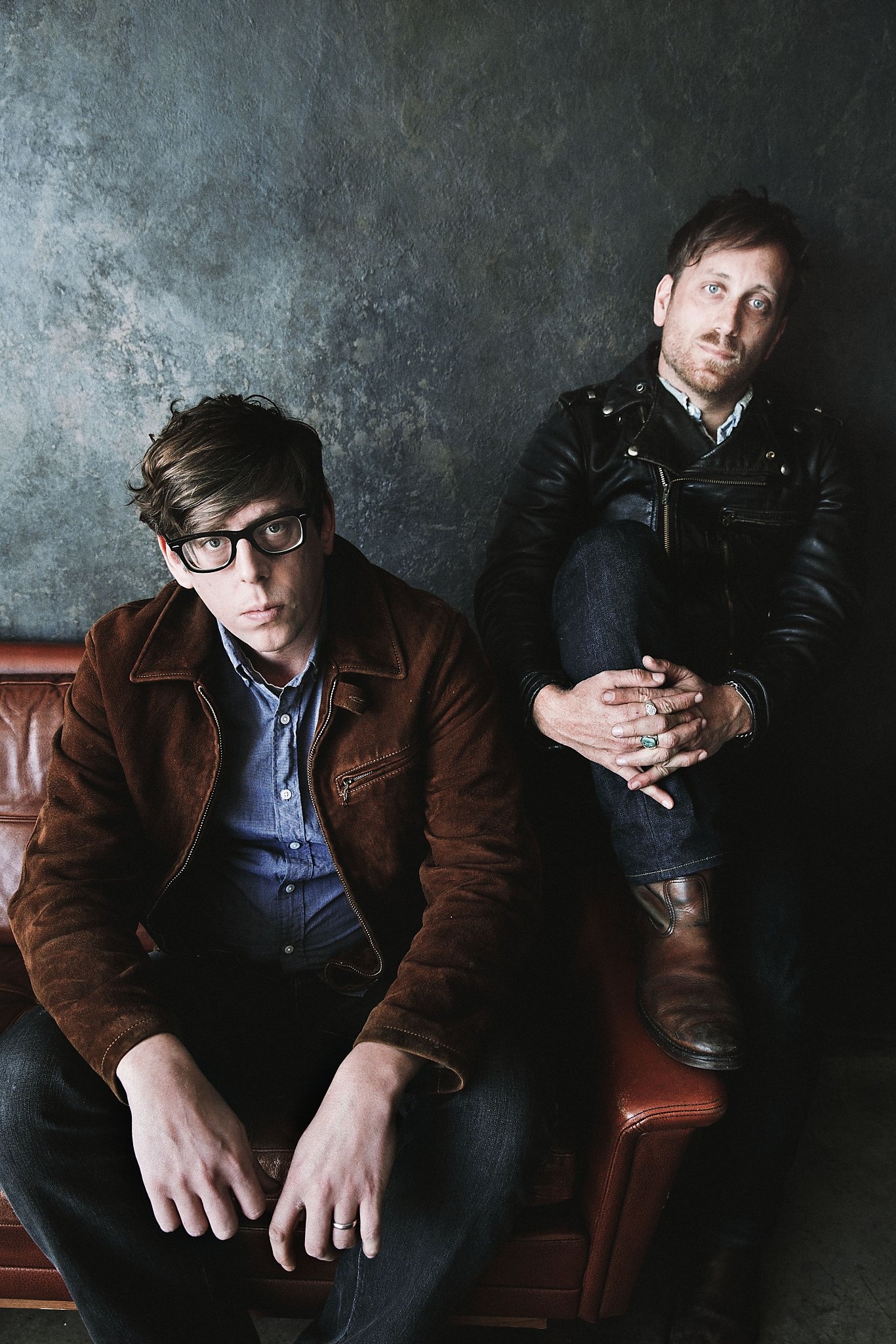 The Black Keys, Album review, Turn Blue, Music critics, 1370x2050 HD Phone