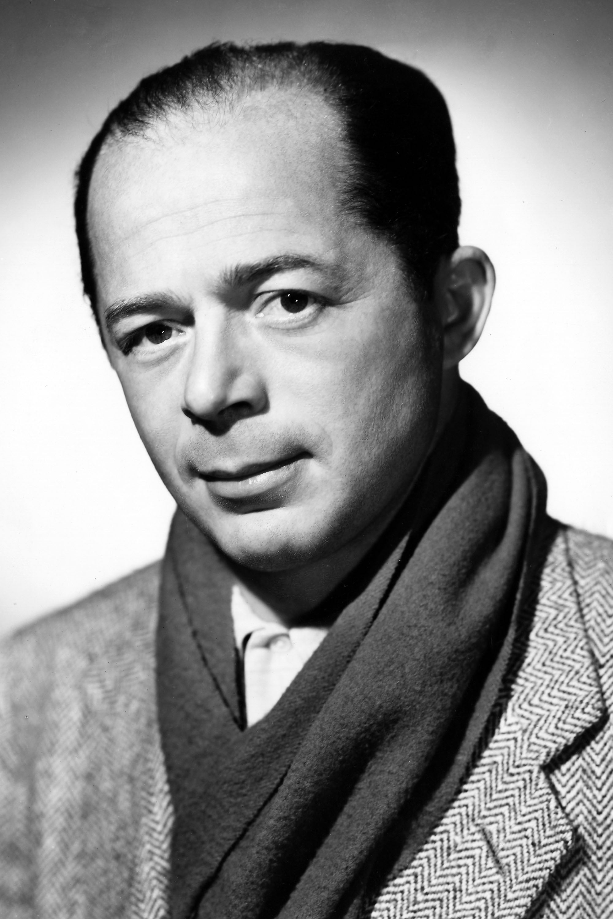 Profile images of Billy Wilder, Movie database, TMDB, Filmmaker's visual legacy, 2000x3000 HD Phone