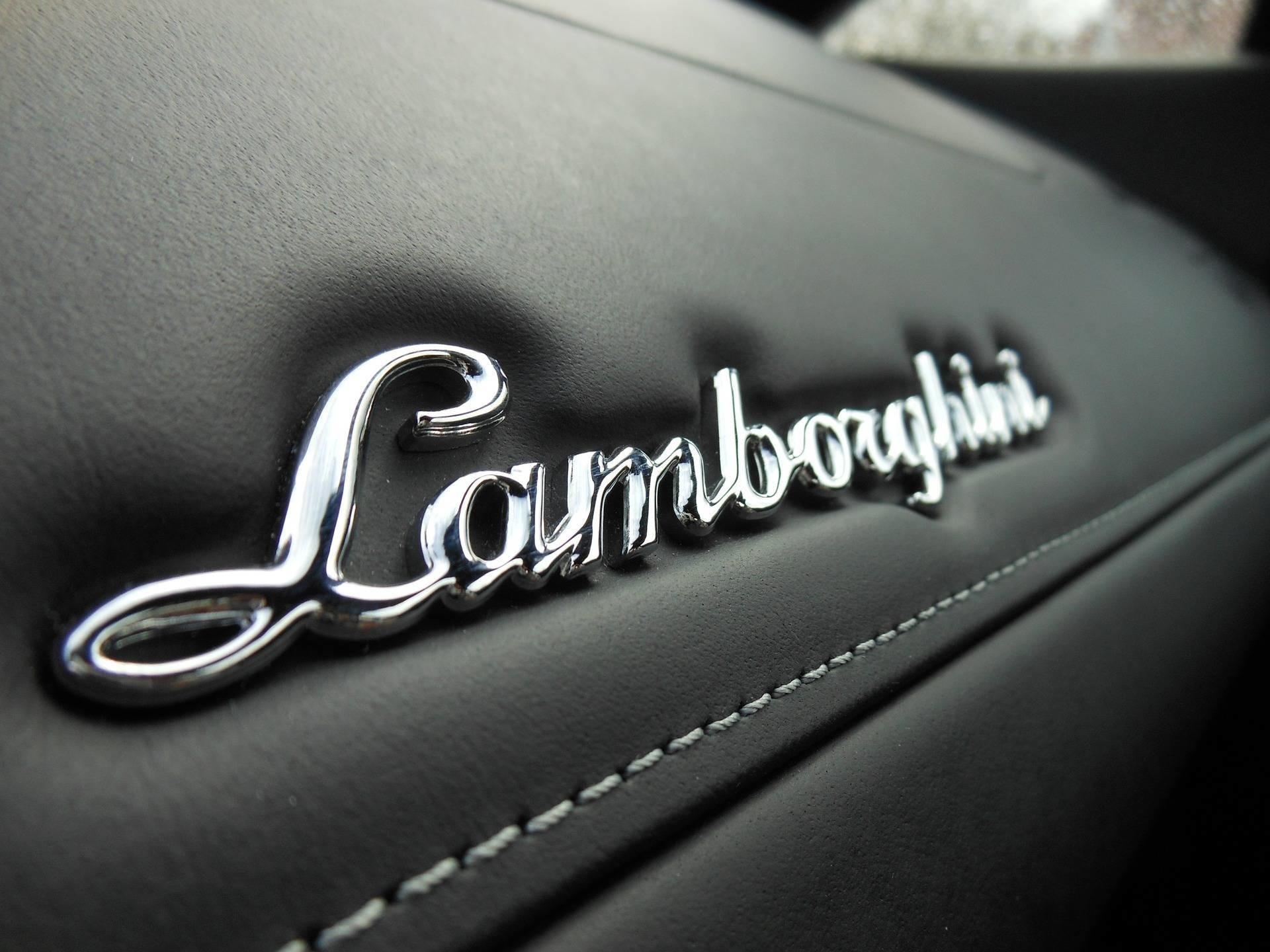 Leather Trim, Lamborghini Logo Wallpaper, 1920x1440 HD Desktop