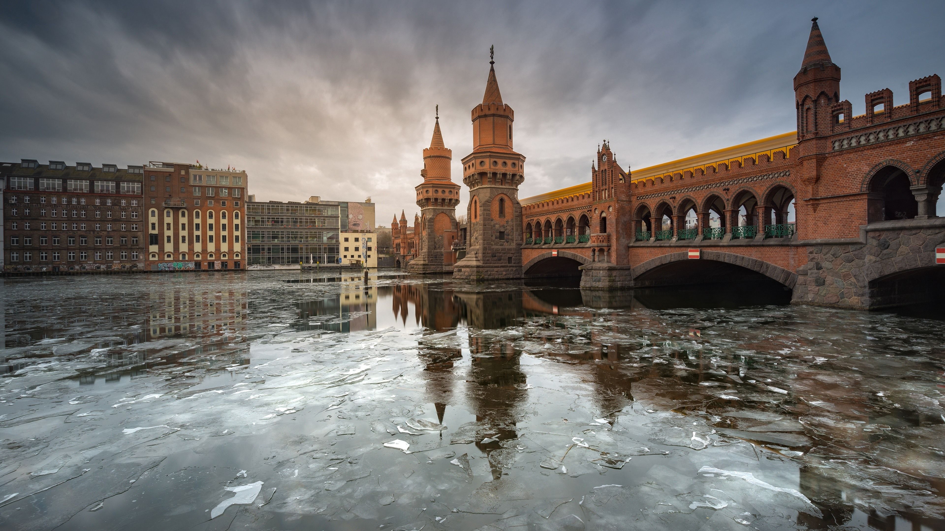 Berlin, Winter magic, Sarah Peltier, Germany, 3840x2160 4K Desktop