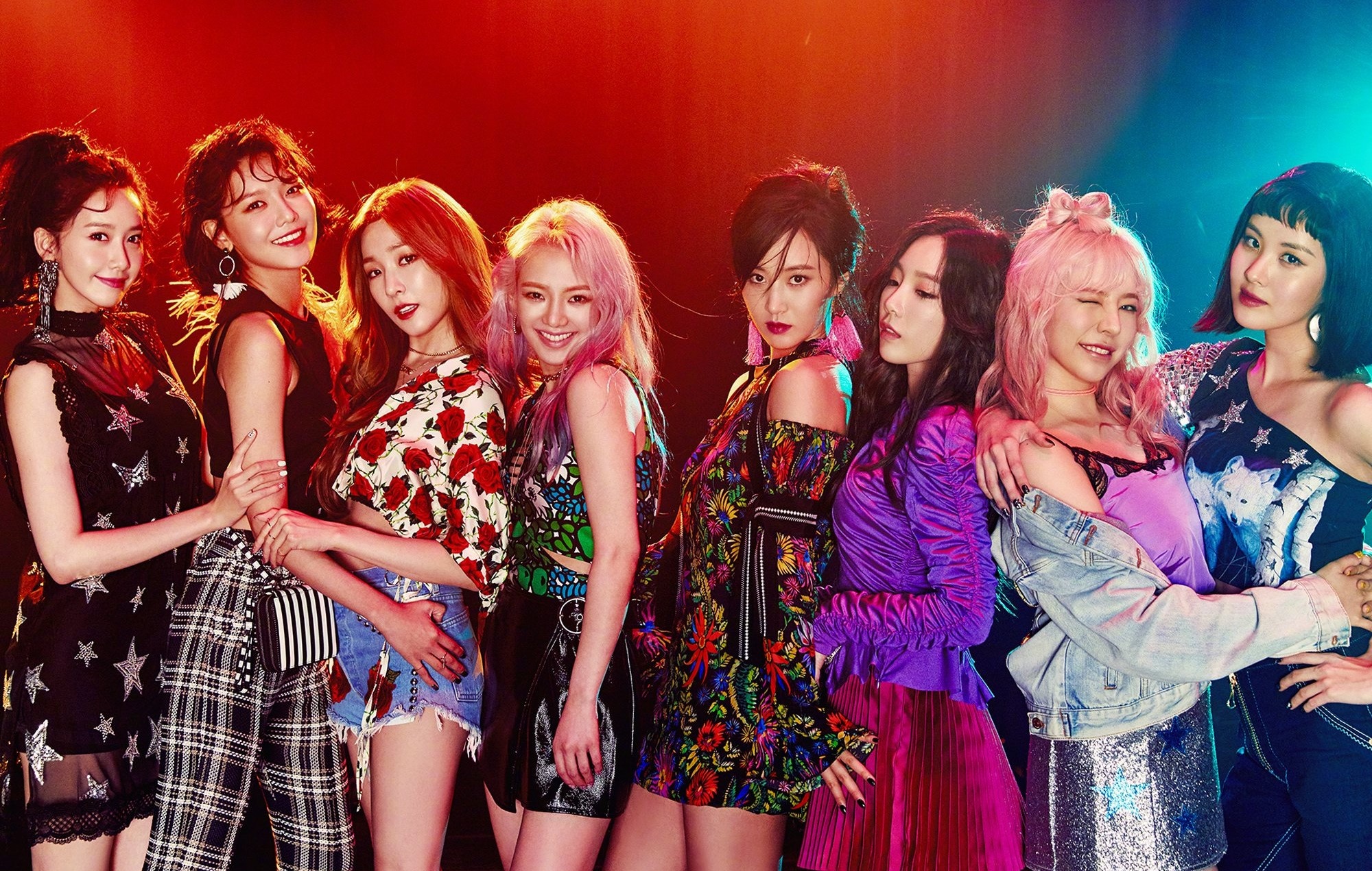 Holiday, Girls' Generation Wallpaper, 2000x1280 HD Desktop