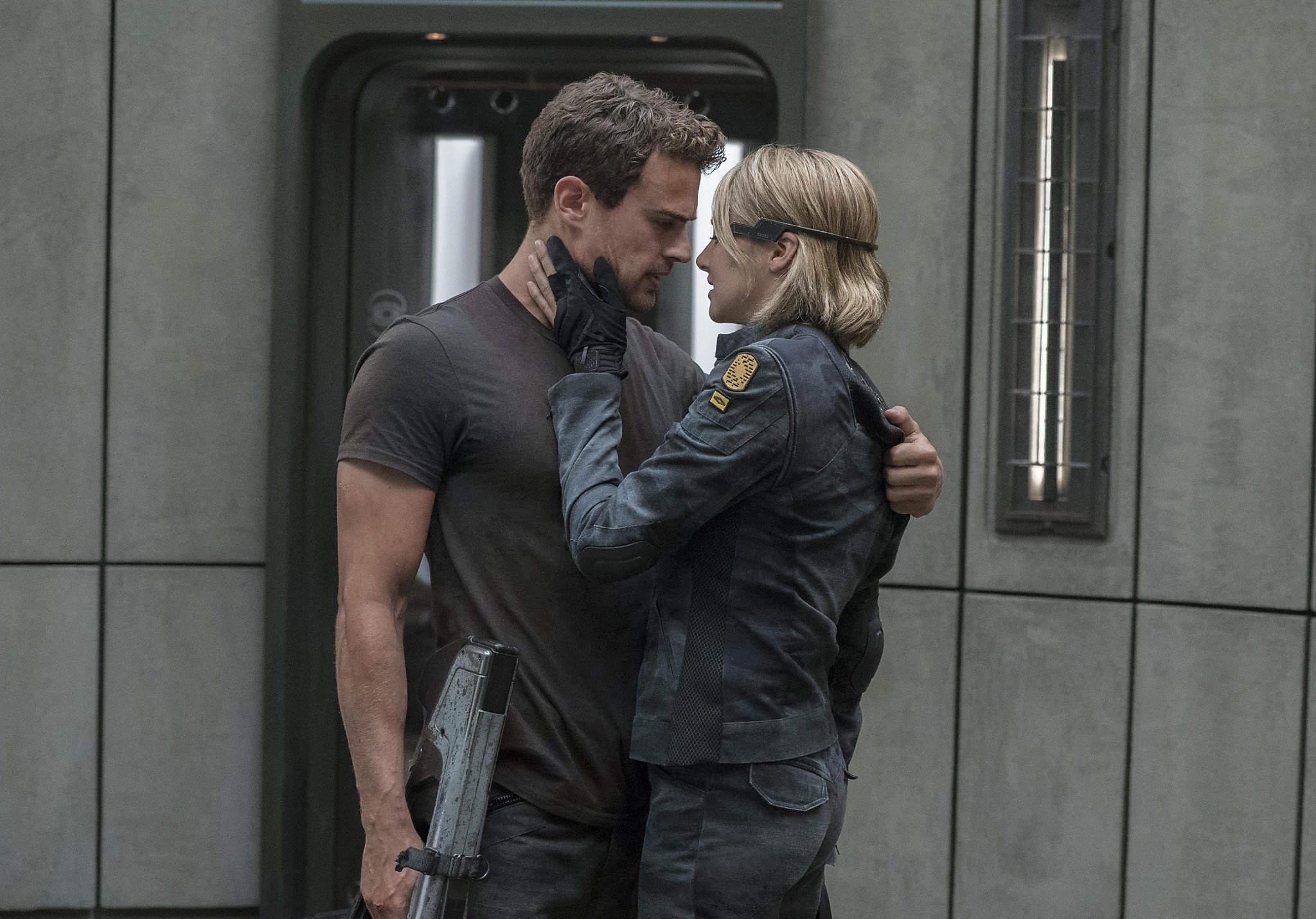 Allegiant Part 1, Not bad installment, 2050x1430 HD Desktop