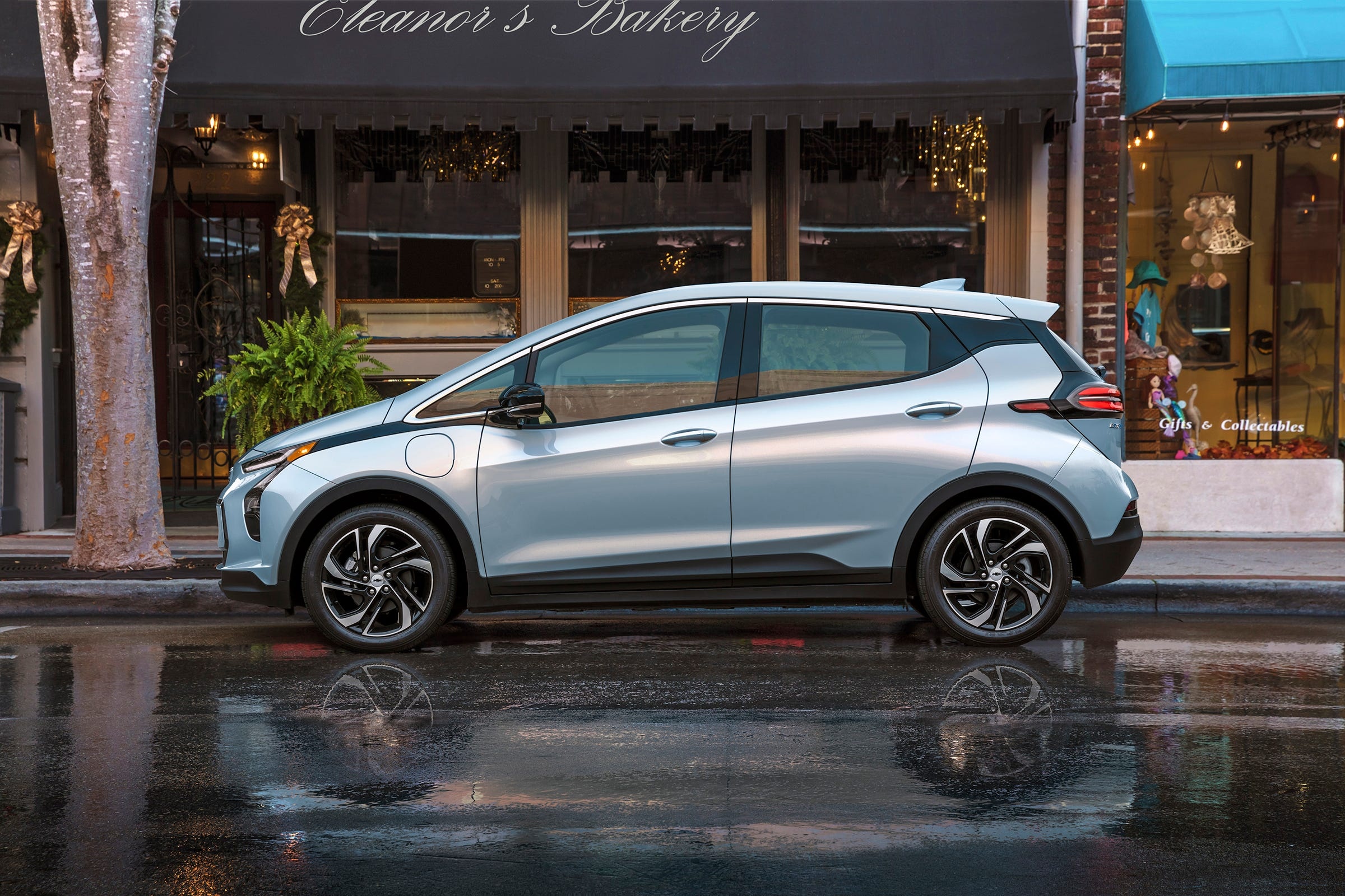 EUV Edition, Chevrolet Bolt Wallpaper, 2400x1600 HD Desktop