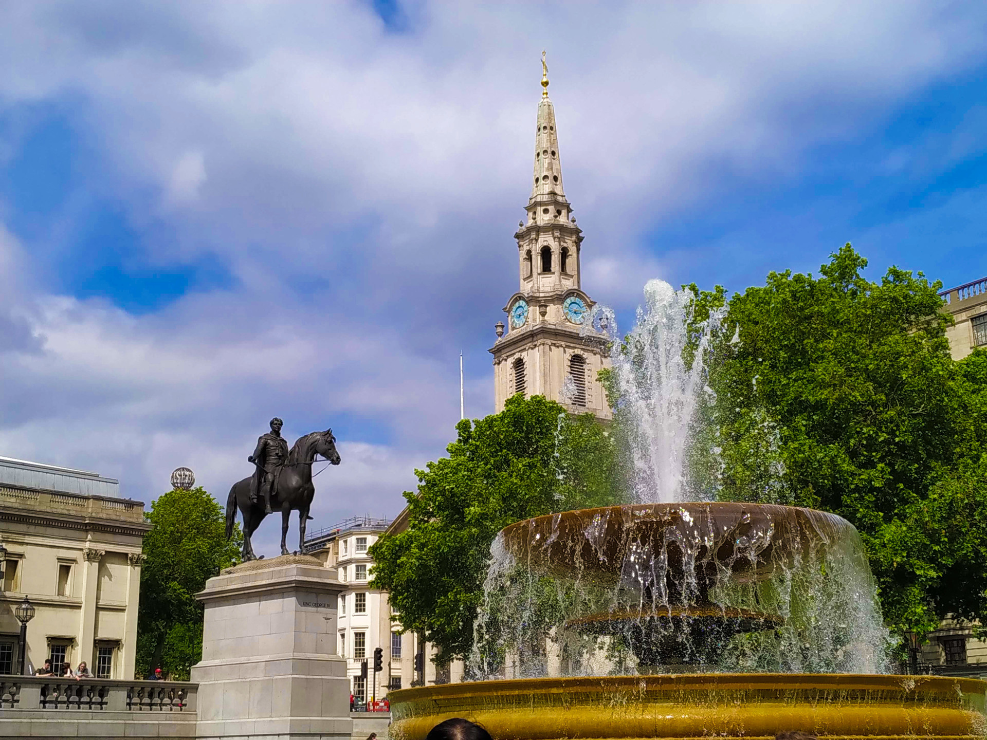 Trafalgar Square memories, Erasmus experience, London landmark, Street photography, 1920x1440 HD Desktop