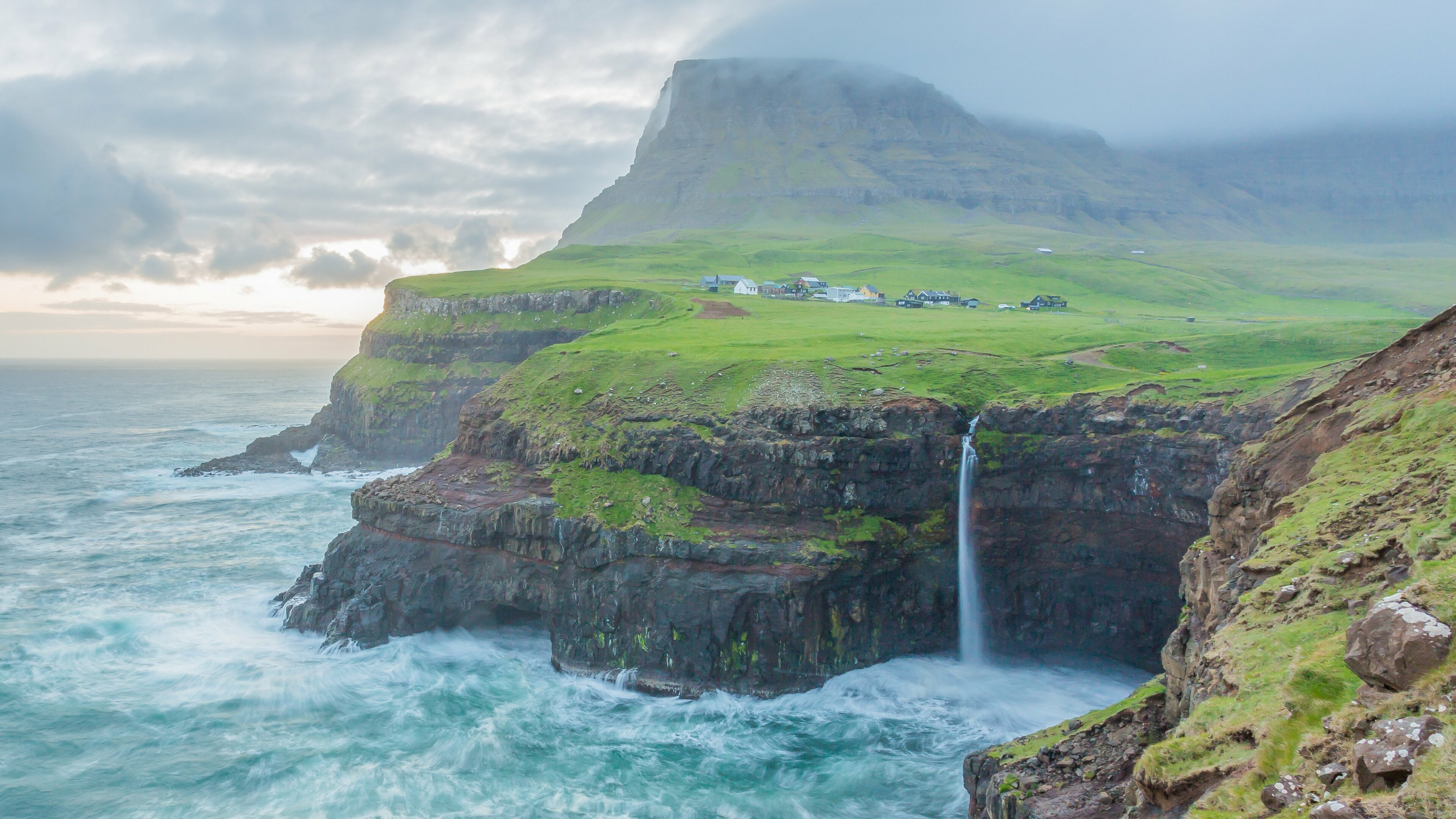 Mulafossur Waterfall, Islands Wallpaper, 3840x2160 4K Desktop