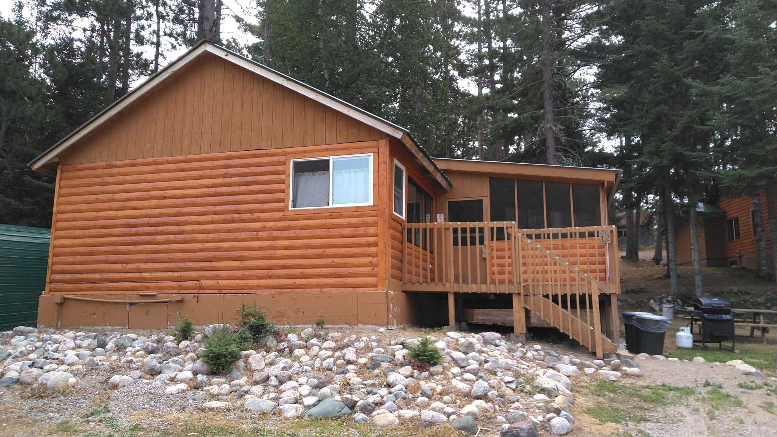 Cabin 12, White Iron Beach Resort, 2560x1440 HD Desktop