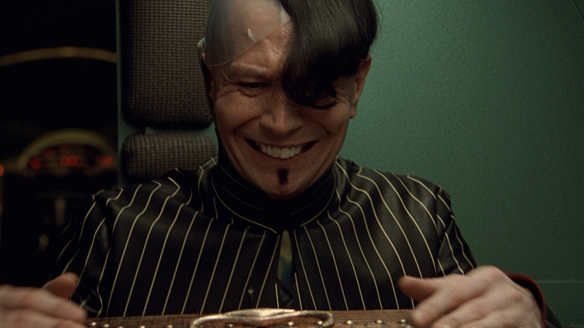 Zorg, The Fifth Element character, Film review, Blu-ray screenshots, 1920x1080 Full HD Desktop