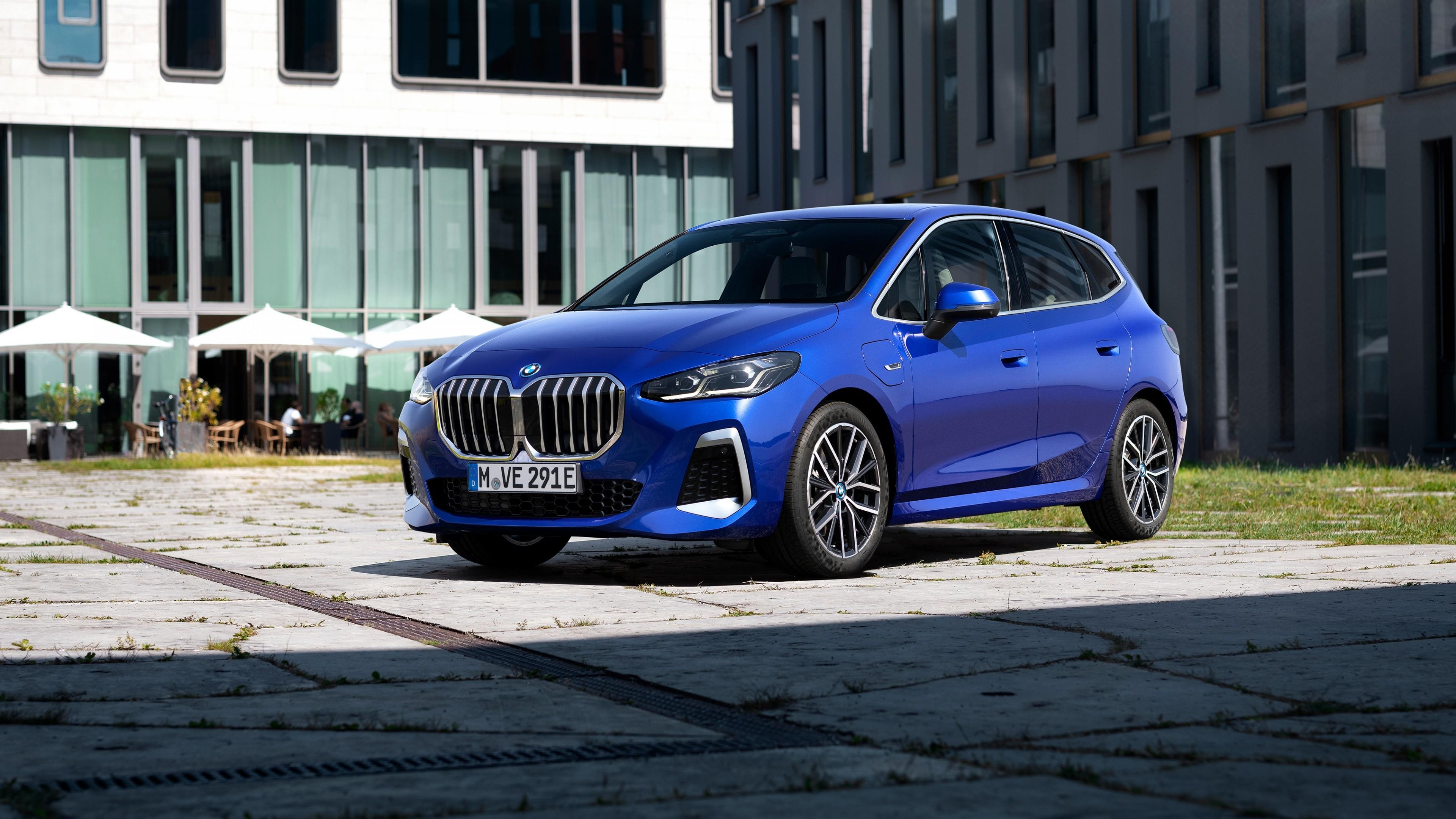 BMW 230e xDrive, Active Tourer, M Sport, 2021 Model, Stylish Hatchback, 3840x2160 4K Desktop