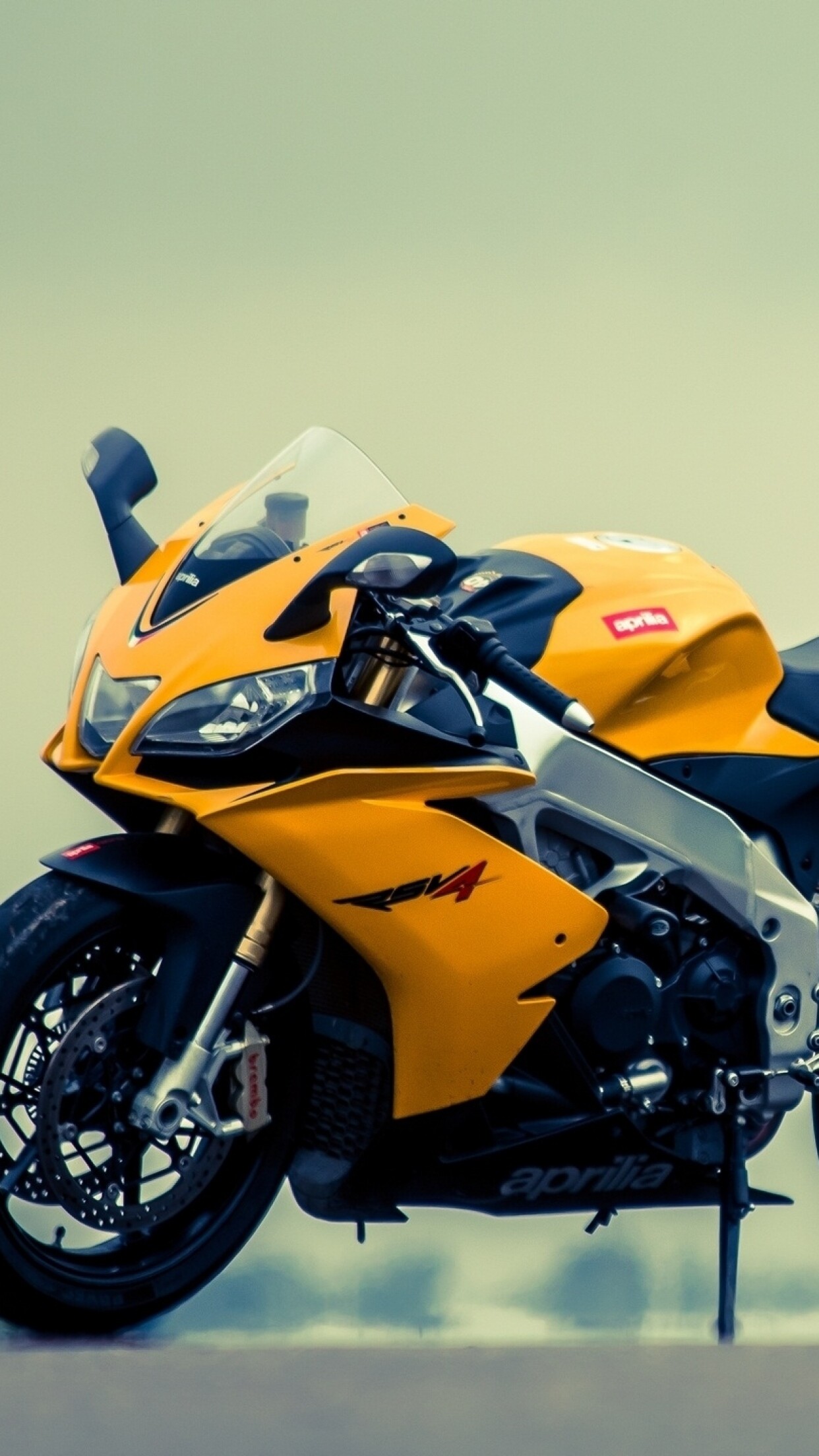 Screenbeauty, Aprilia RSV4, Yellow others, Motorbike photography, 1250x2210 HD Phone