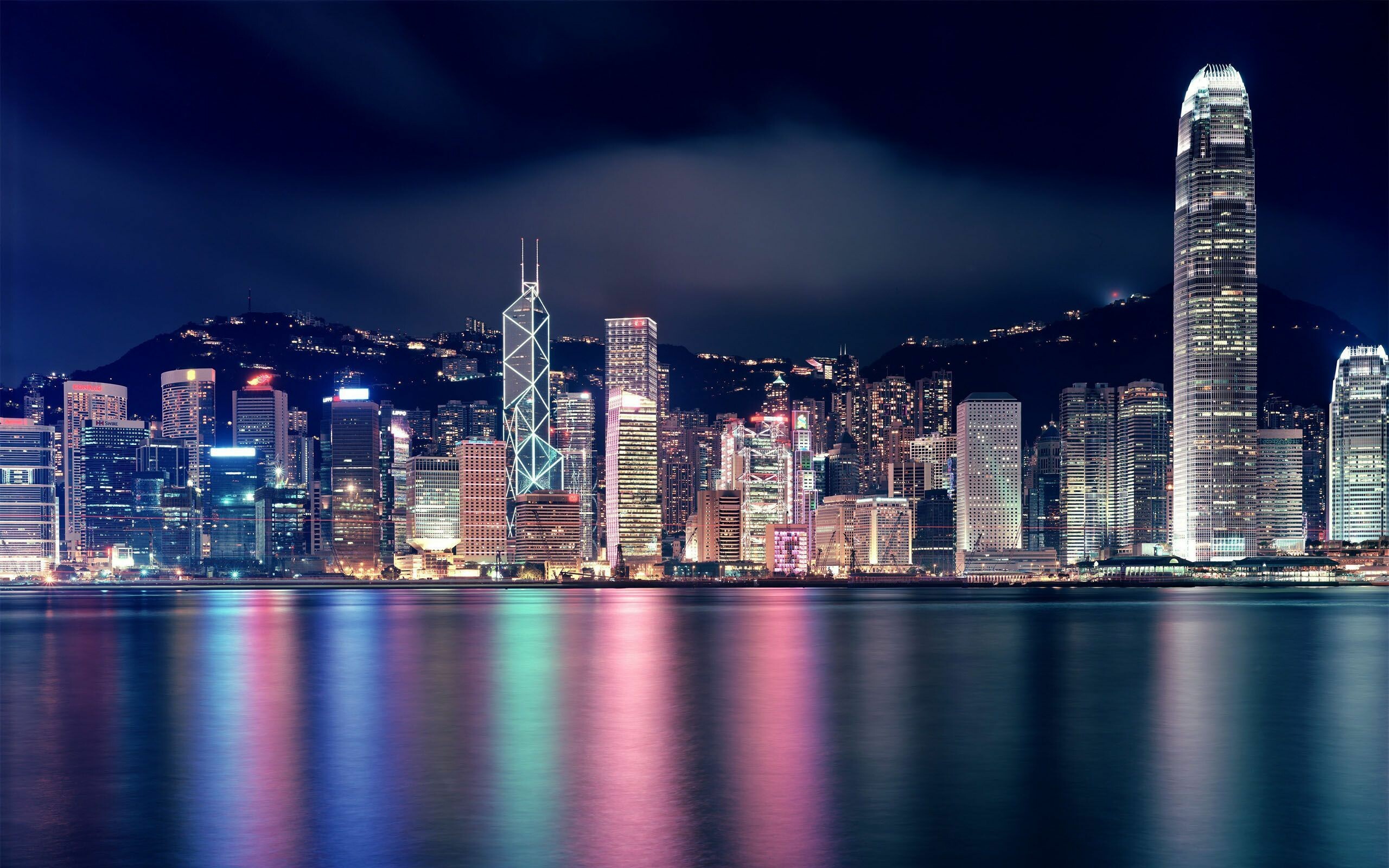 Stunning cityscape, Impressive architecture, Dynamic city lights, Striking beauty, 2560x1600 HD Desktop