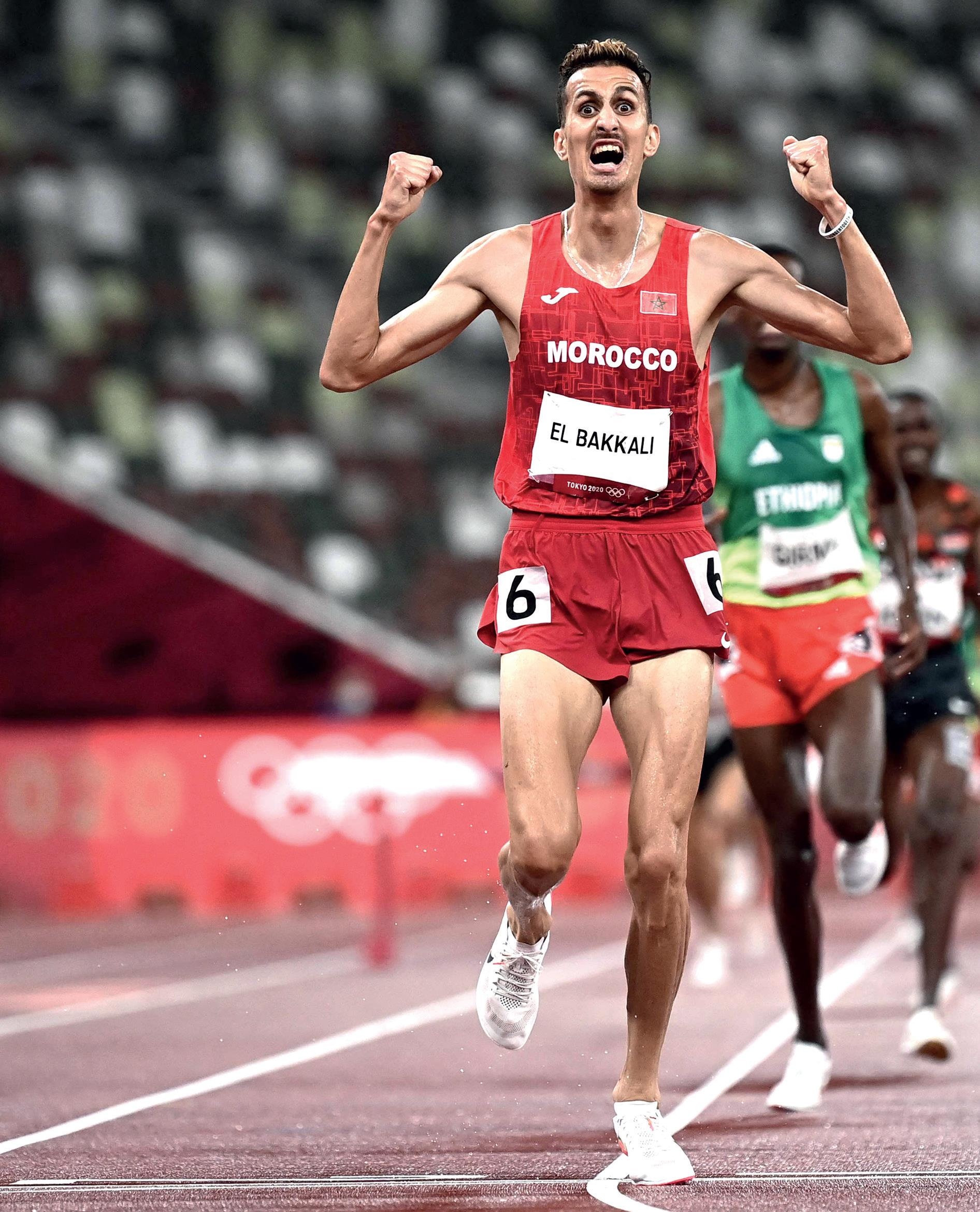 Soufiane El Bakkali, JO 2020, 3000m steeple, Champion en or, 1900x2340 HD Phone