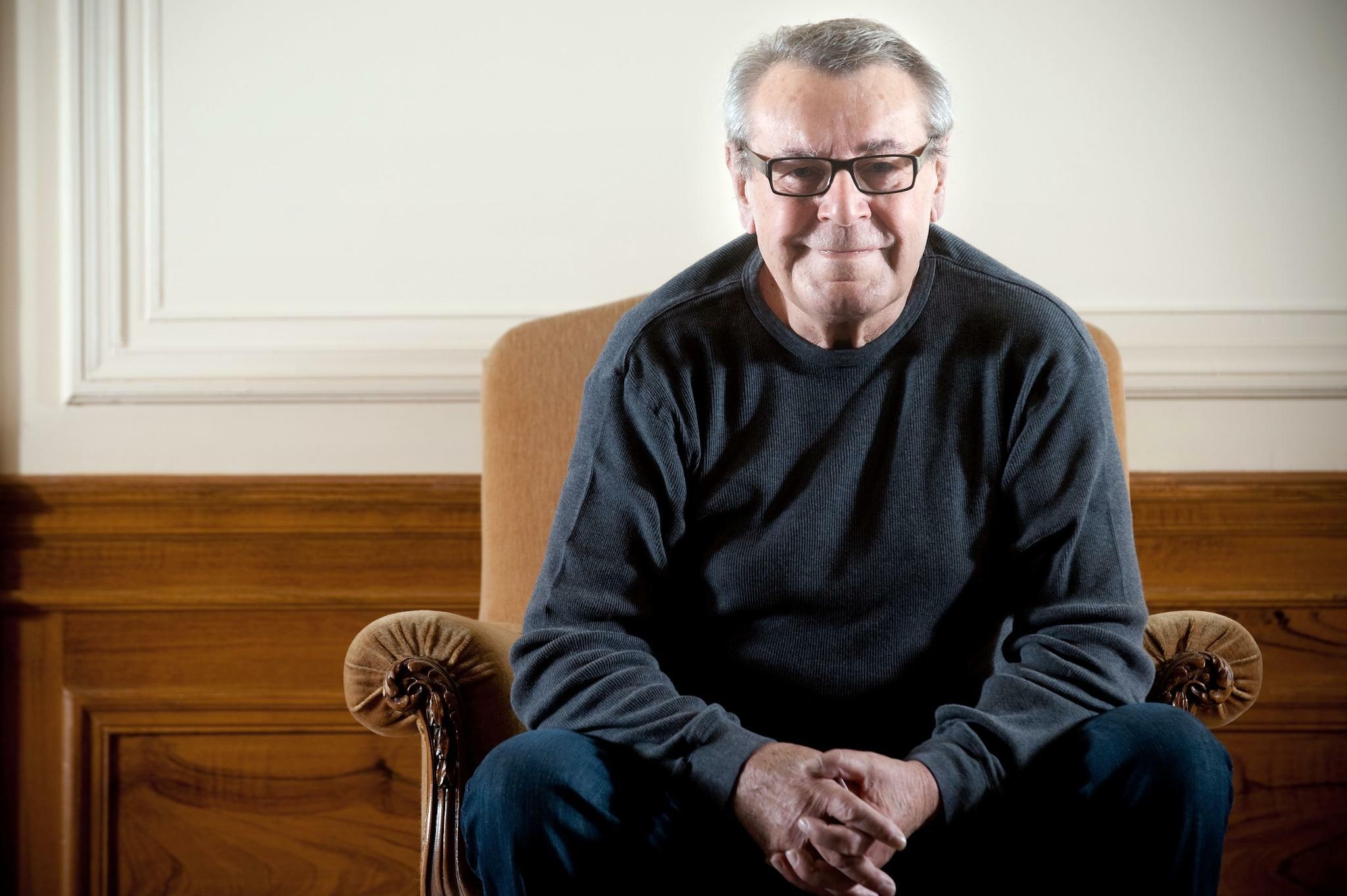 Milos Forman, Celebrated director, Astounding filmography, Cultural icon, 2050x1370 HD Desktop