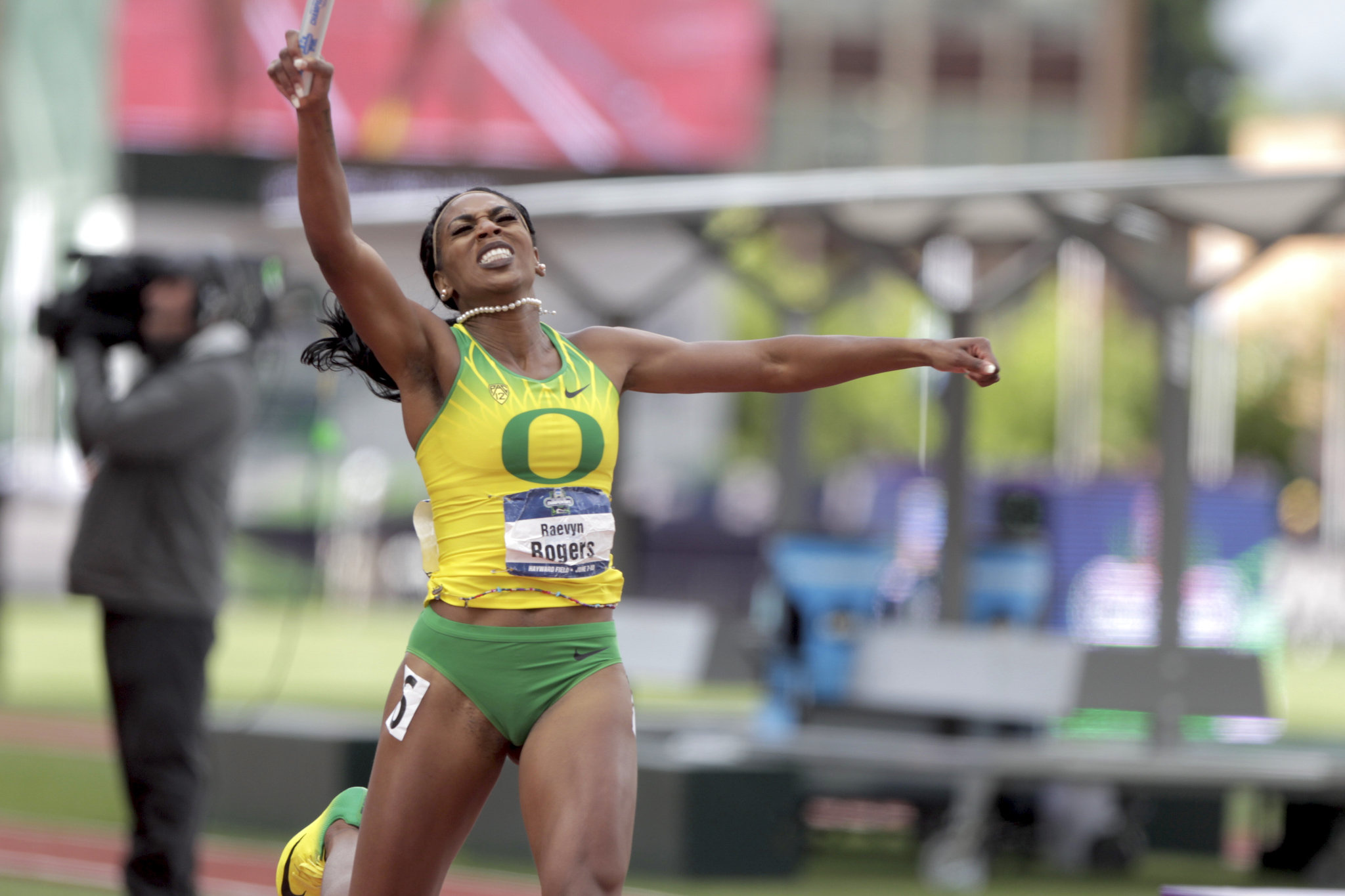 Eugene 2017, Raevyn Rogers Wallpaper, 2050x1370 HD Desktop