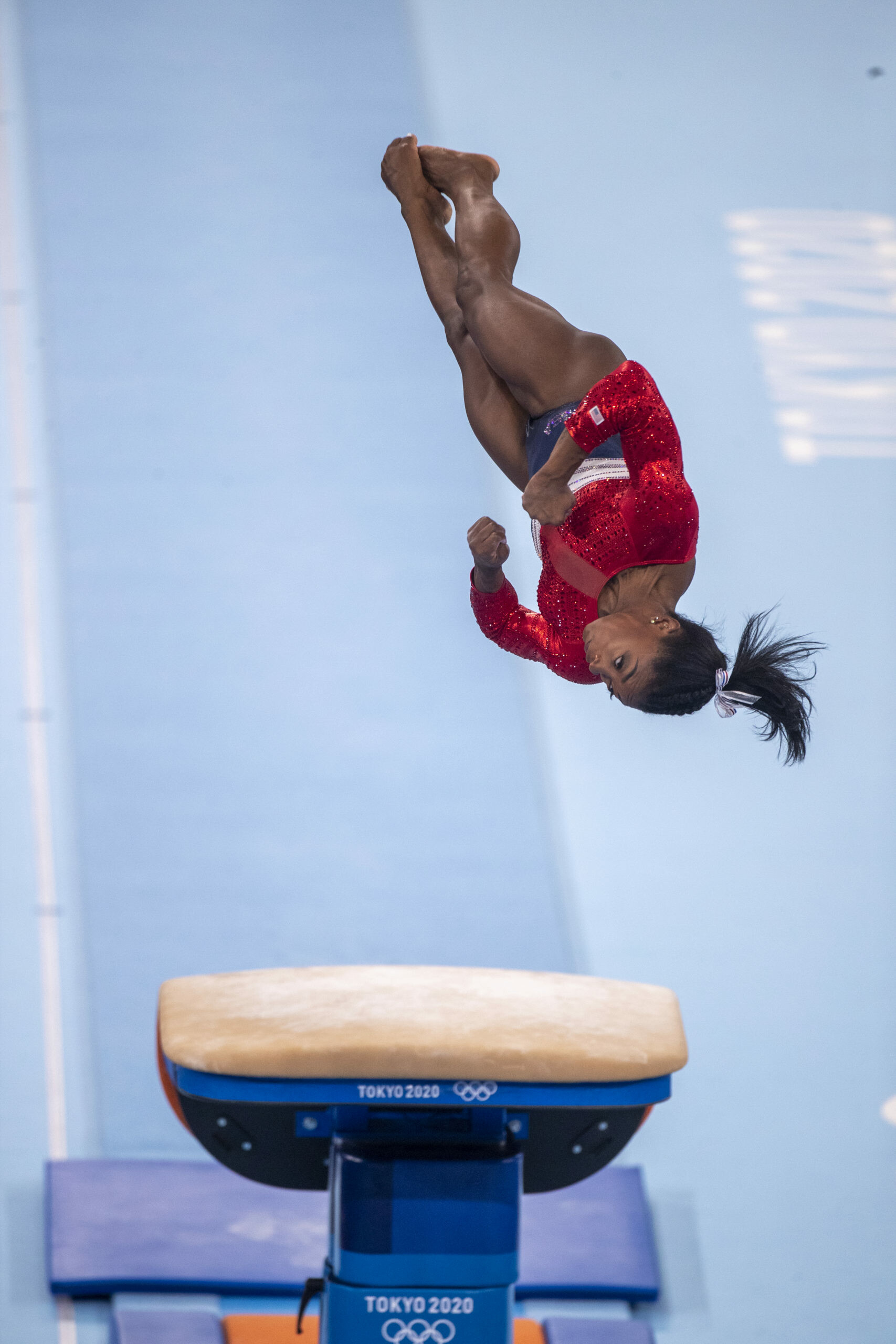 Simone Biles, Vault routine, Tokyo Olympics, Access magazine, 1710x2560 HD Phone