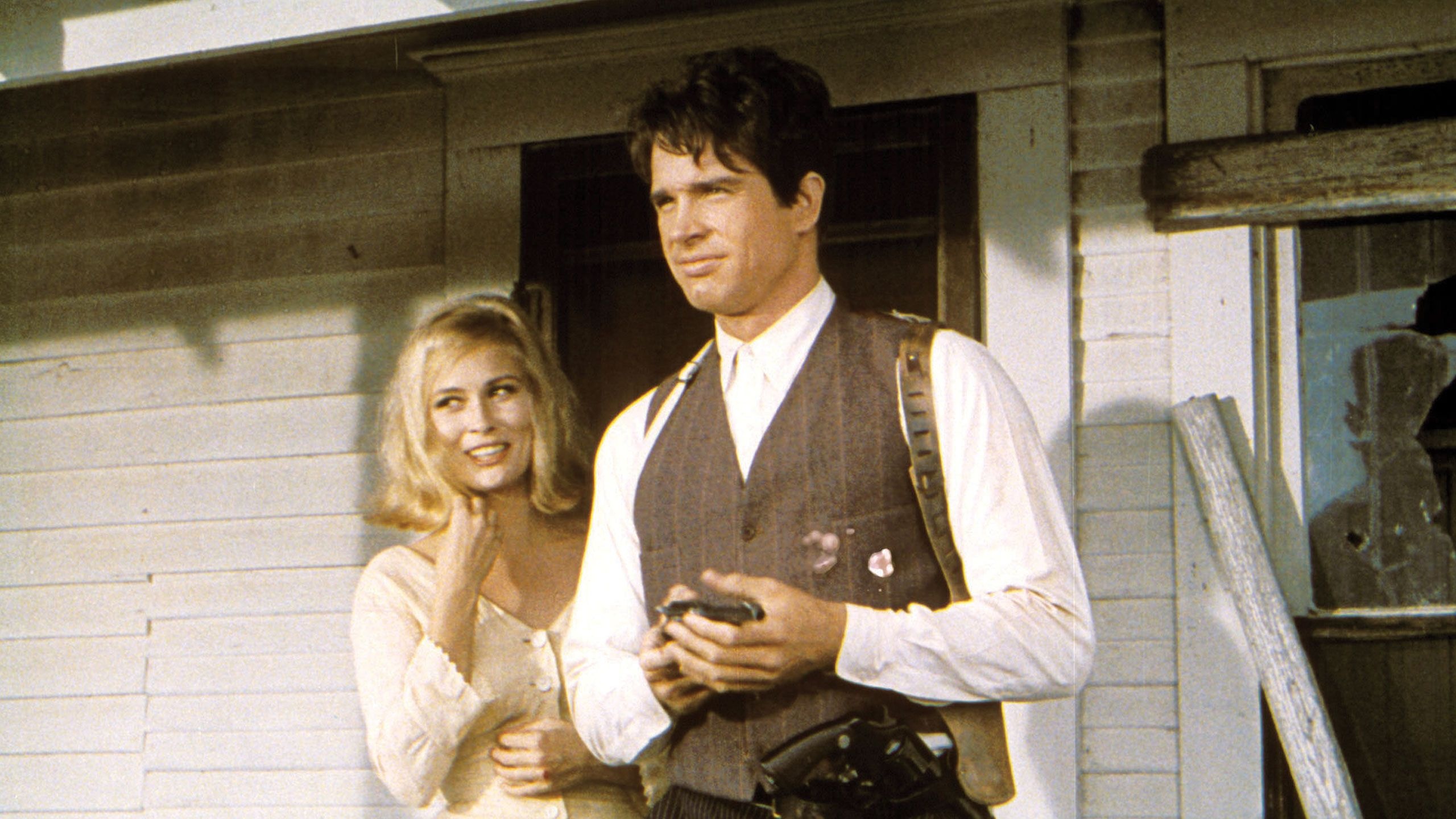 Bonnie and Clyde movies, Classic Hollywood, Gangster love story, Trailblazing cinema, 2560x1440 HD Desktop