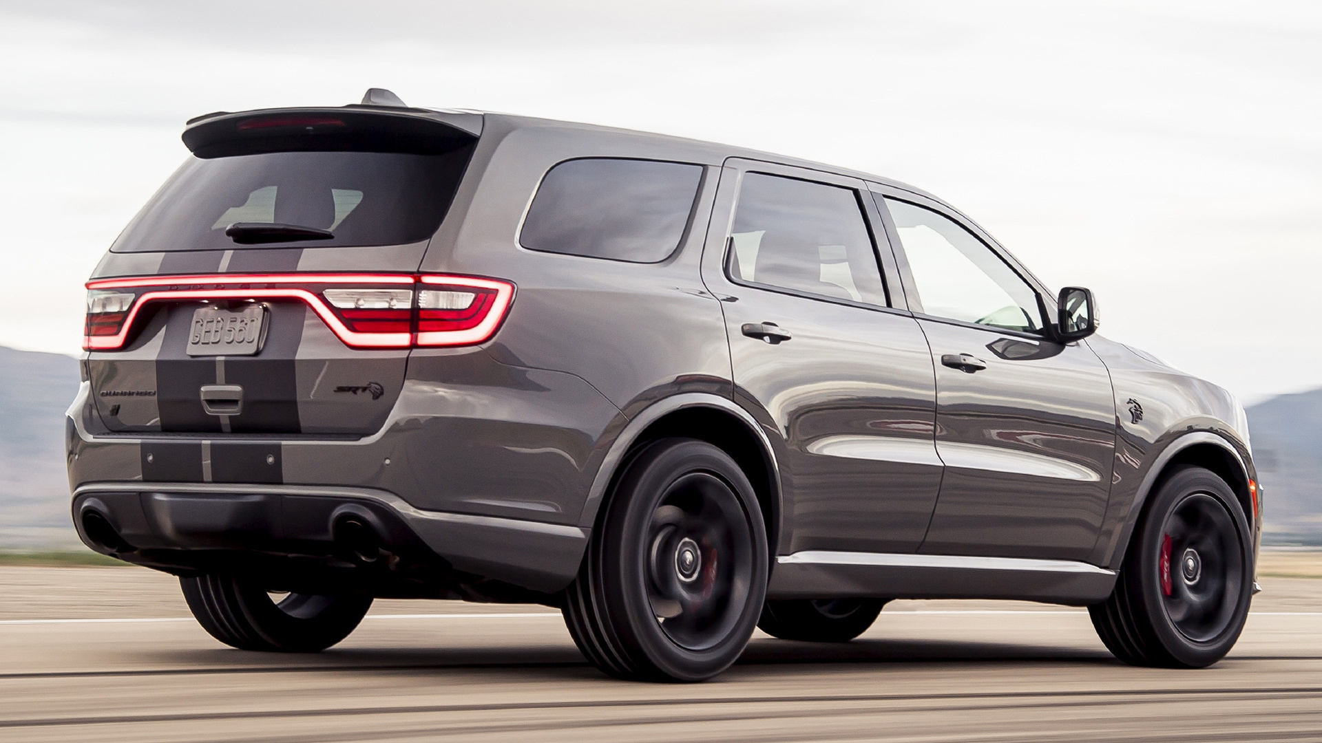 Dodge Durango, SRT Hellcat variant, High-resolution wallpapers, SUV segment, 1920x1080 Full HD Desktop