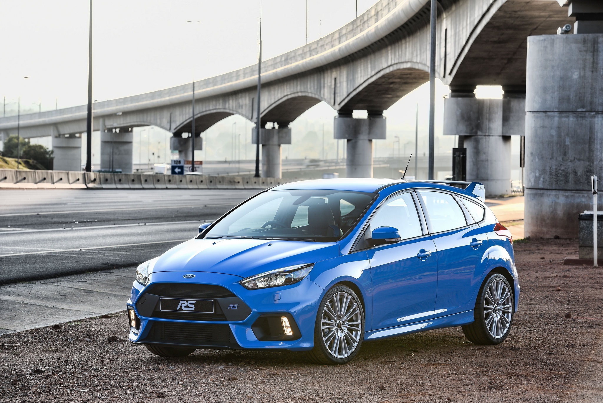 RS Hatchback, Ford Focus Wallpaper, 2050x1370 HD Desktop