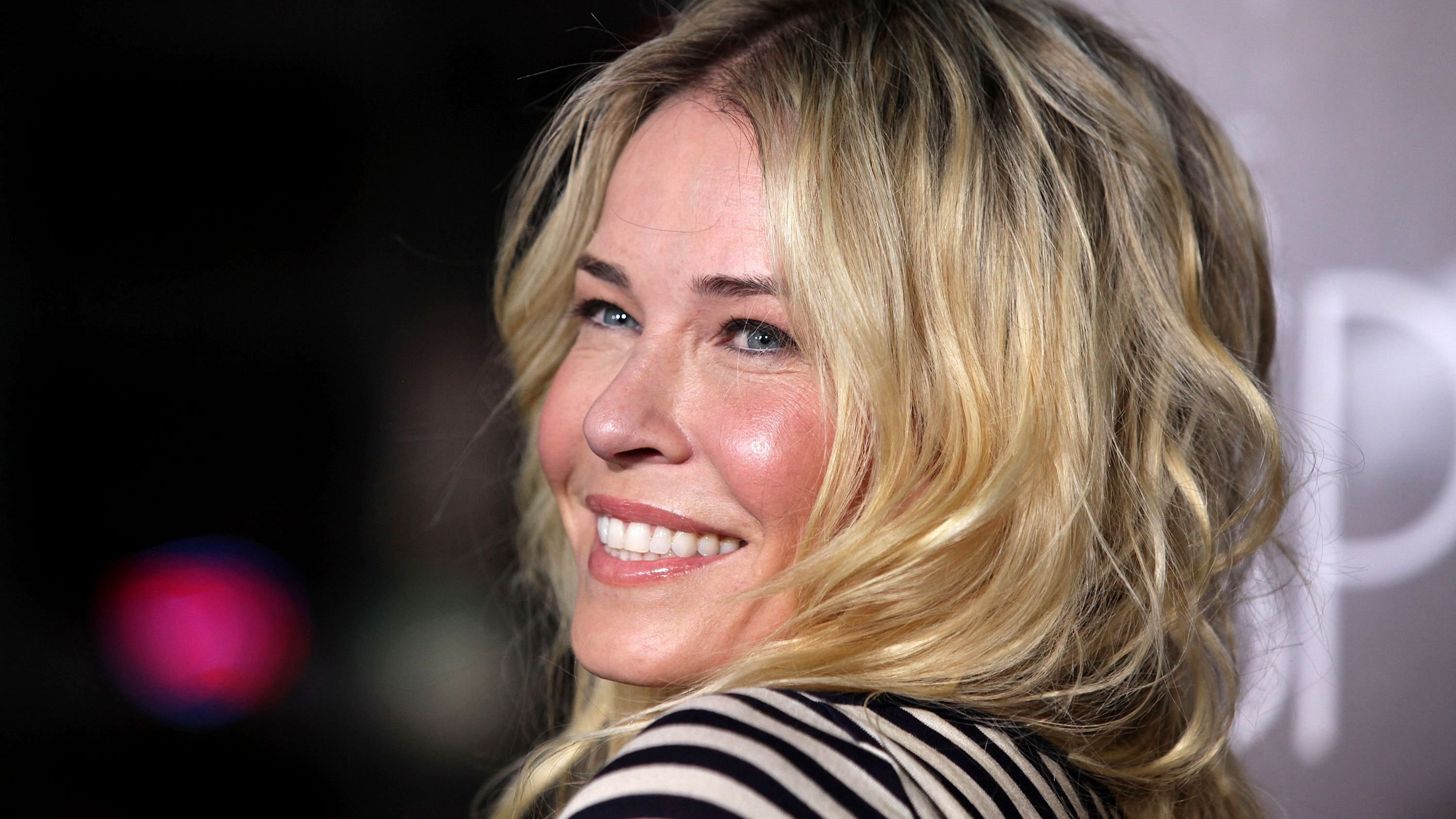 Chelsea Handler, Bikini, Beach, Relaxation, 3000x1690 HD Desktop