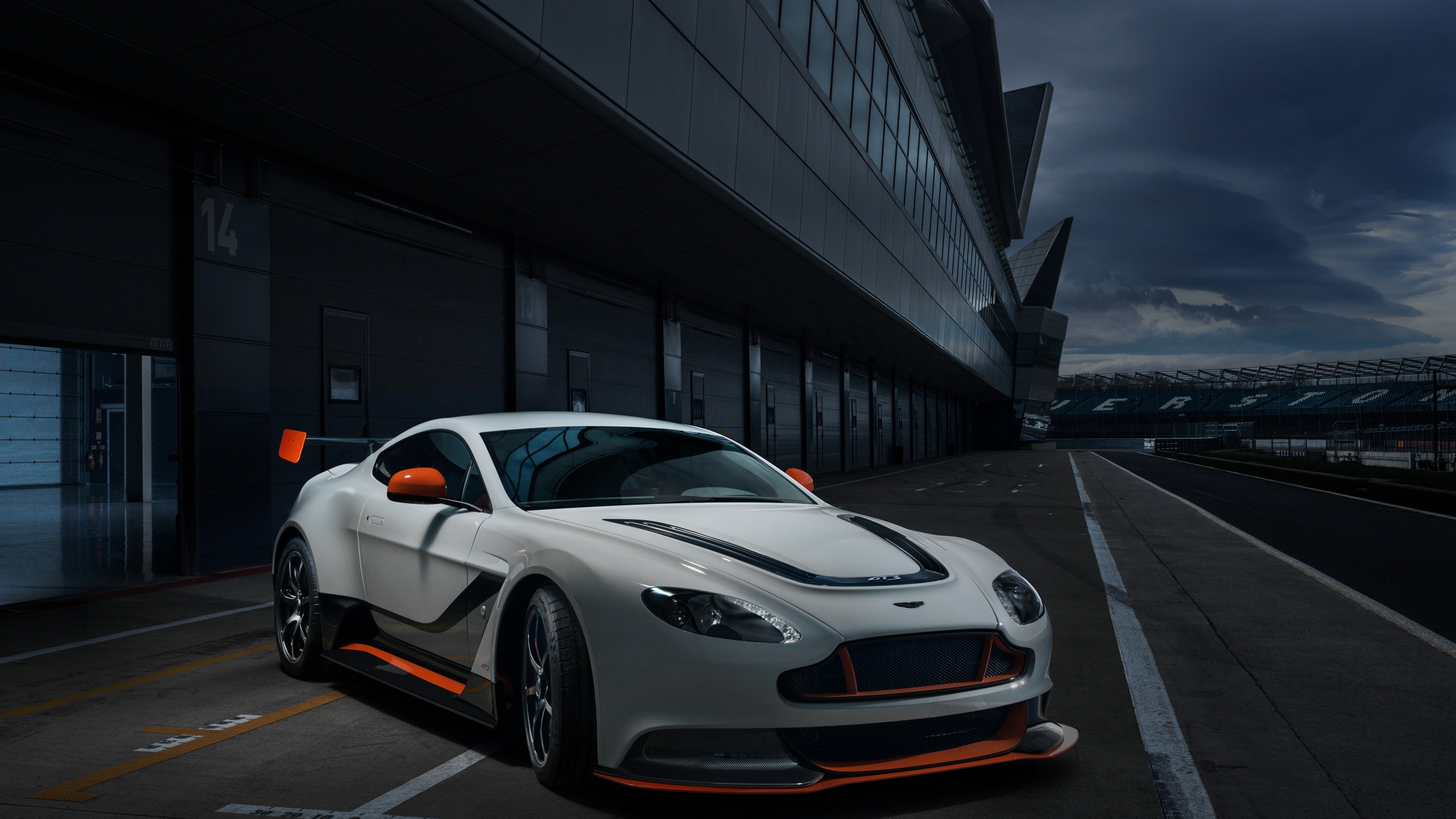 GT12 2015 Model, Aston Martin Vantage Wallpaper, 3840x2160 4K Desktop