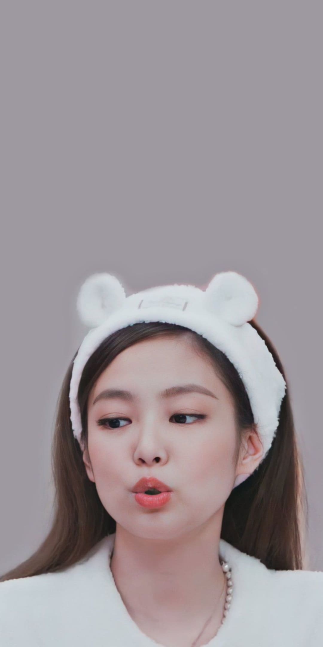 Jennie Kim, white bear ear headband, pearl necklace, HD Phone wallpaper
