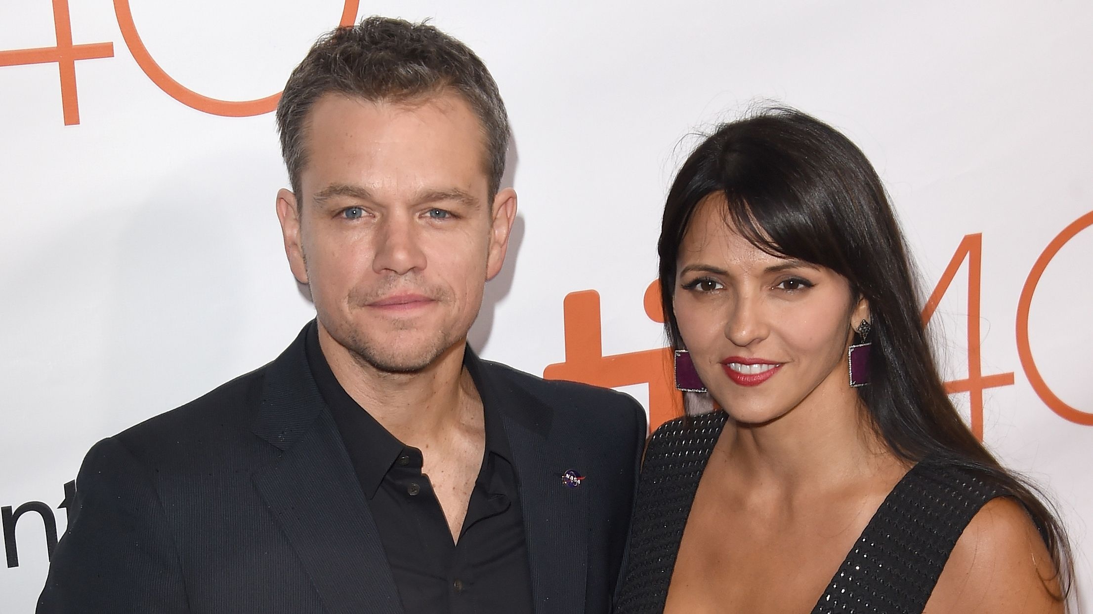 Matt Damon and Luciana Barroso, Celebrate ten years, Matt Damon and wife, Luciana celebrate, 2220x1250 HD Desktop