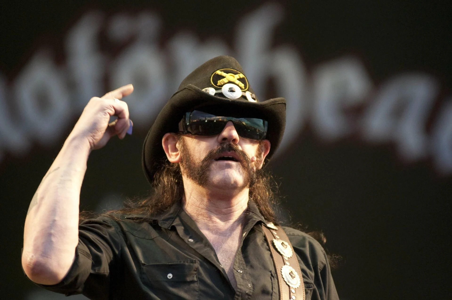 Lemmy Kilmister, Rock and roll pioneer, Obituary, Legacy in music, 1920x1280 HD Desktop