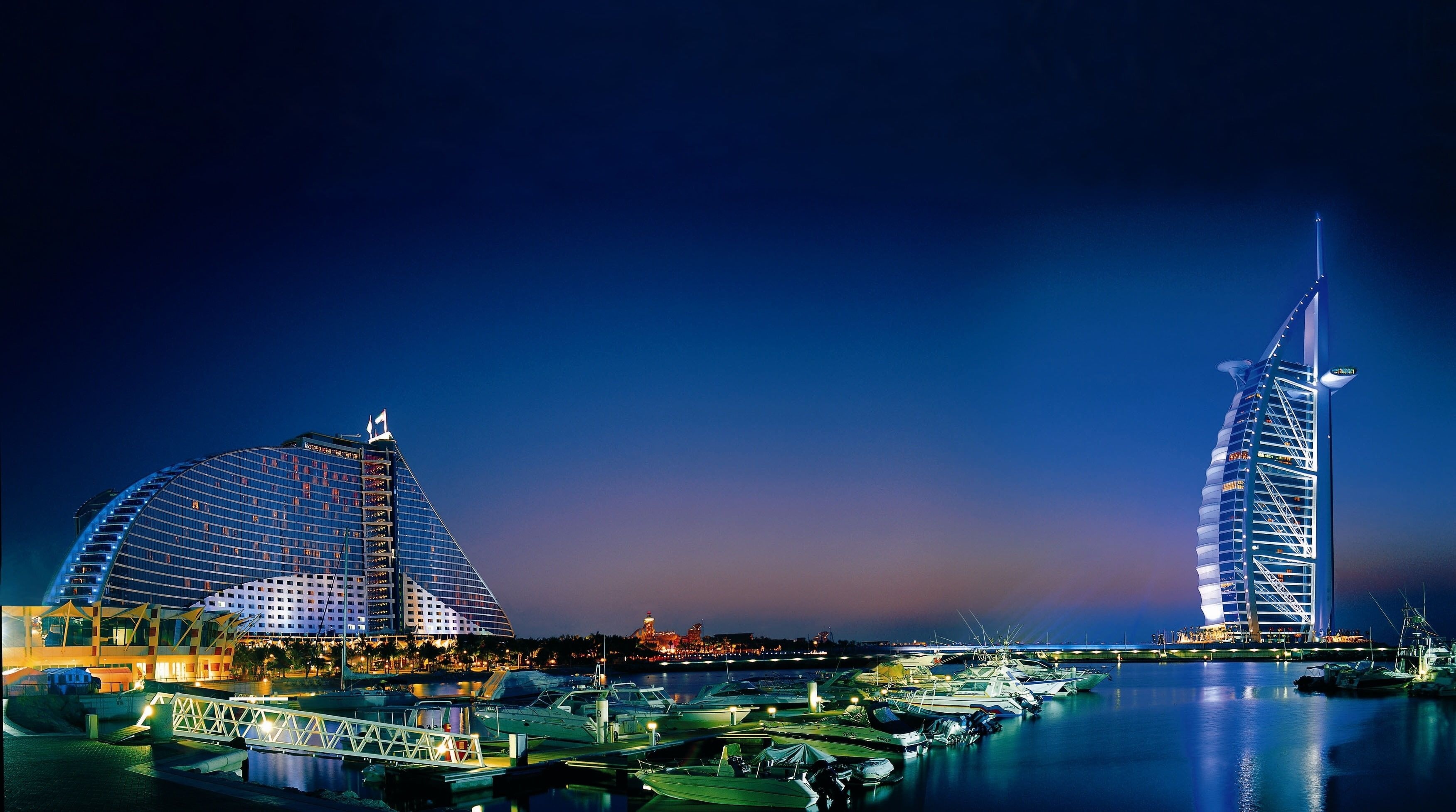 Jumeirah Marsa Al Arab Hotel, The Burj al Arab Hotel (Dubai) Wallpaper, 3510x1960 HD Desktop