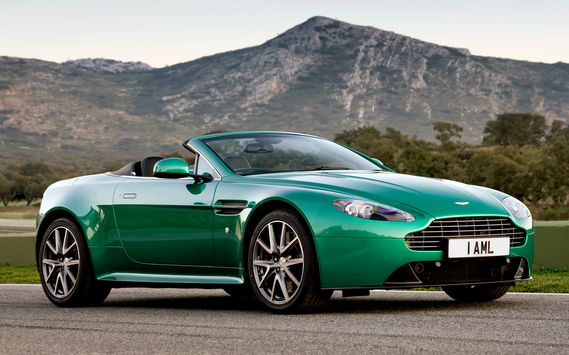 Aston Vantage Roadster, 2011, v8 vantage s roadster, car pixel, 1920x1200 HD Desktop