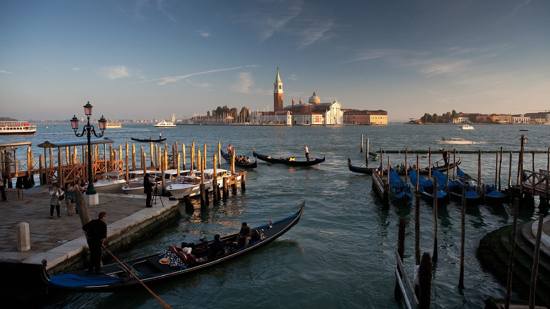 Venetian gondola, Venice download, High-quality wallpapers, Stunning visuals, 1920x1080 Full HD Desktop