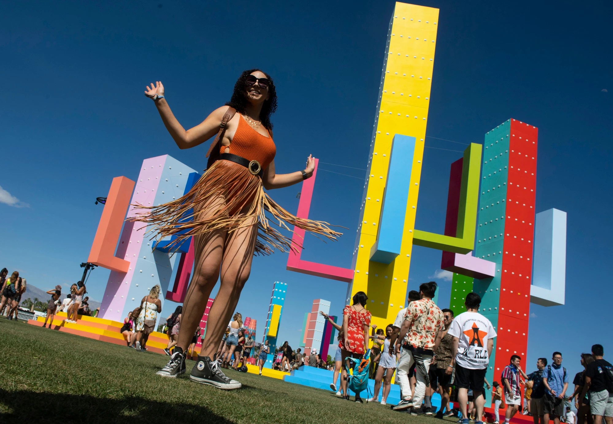 Coachella 2022, Ticket rush, Sell out in minutes, Press Enterprise report, 2000x1390 HD Desktop
