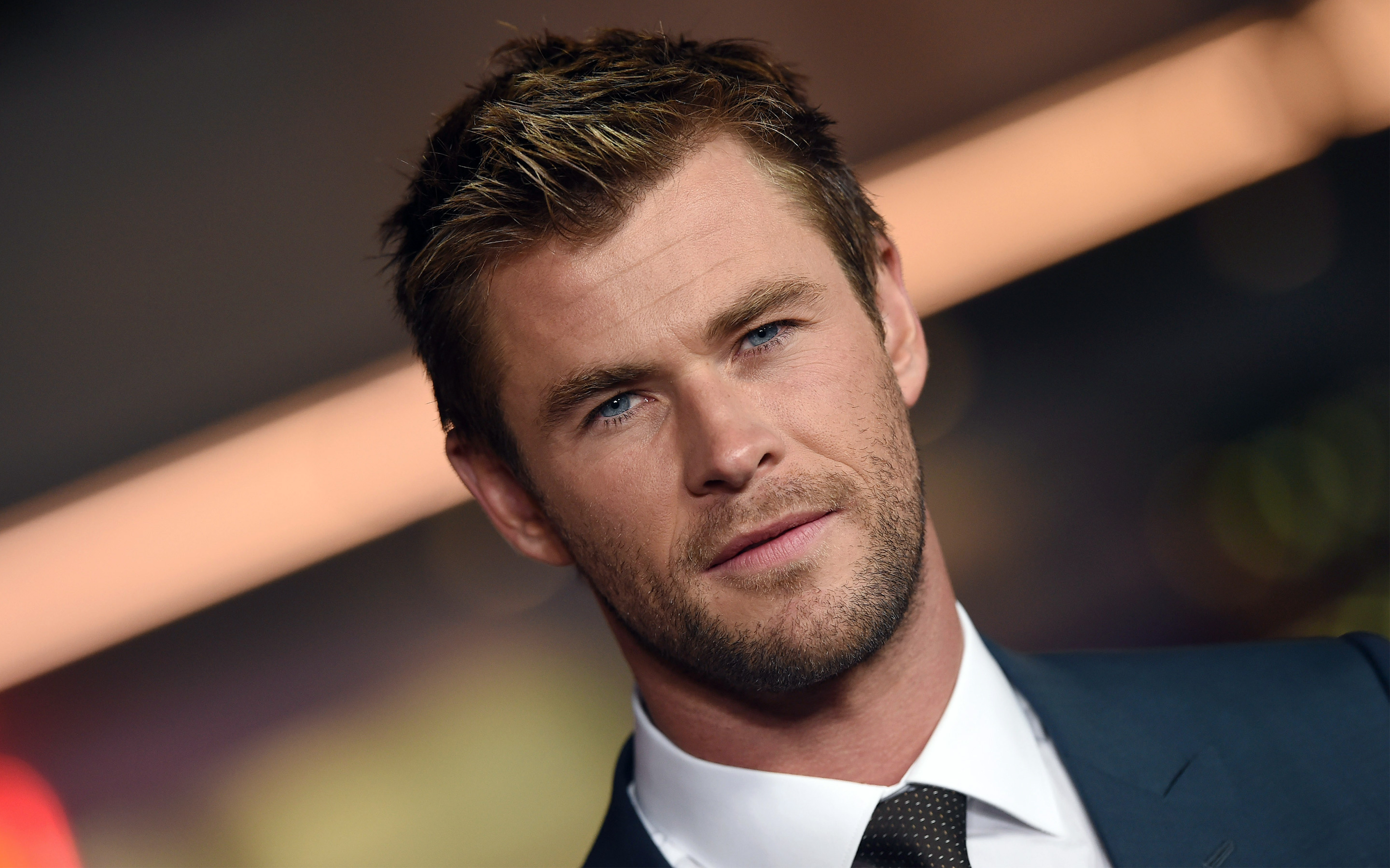 Chris Hemsworth, Wallpaper, Posted by Ethan Sellers, Movie star, 2880x1800 HD Desktop