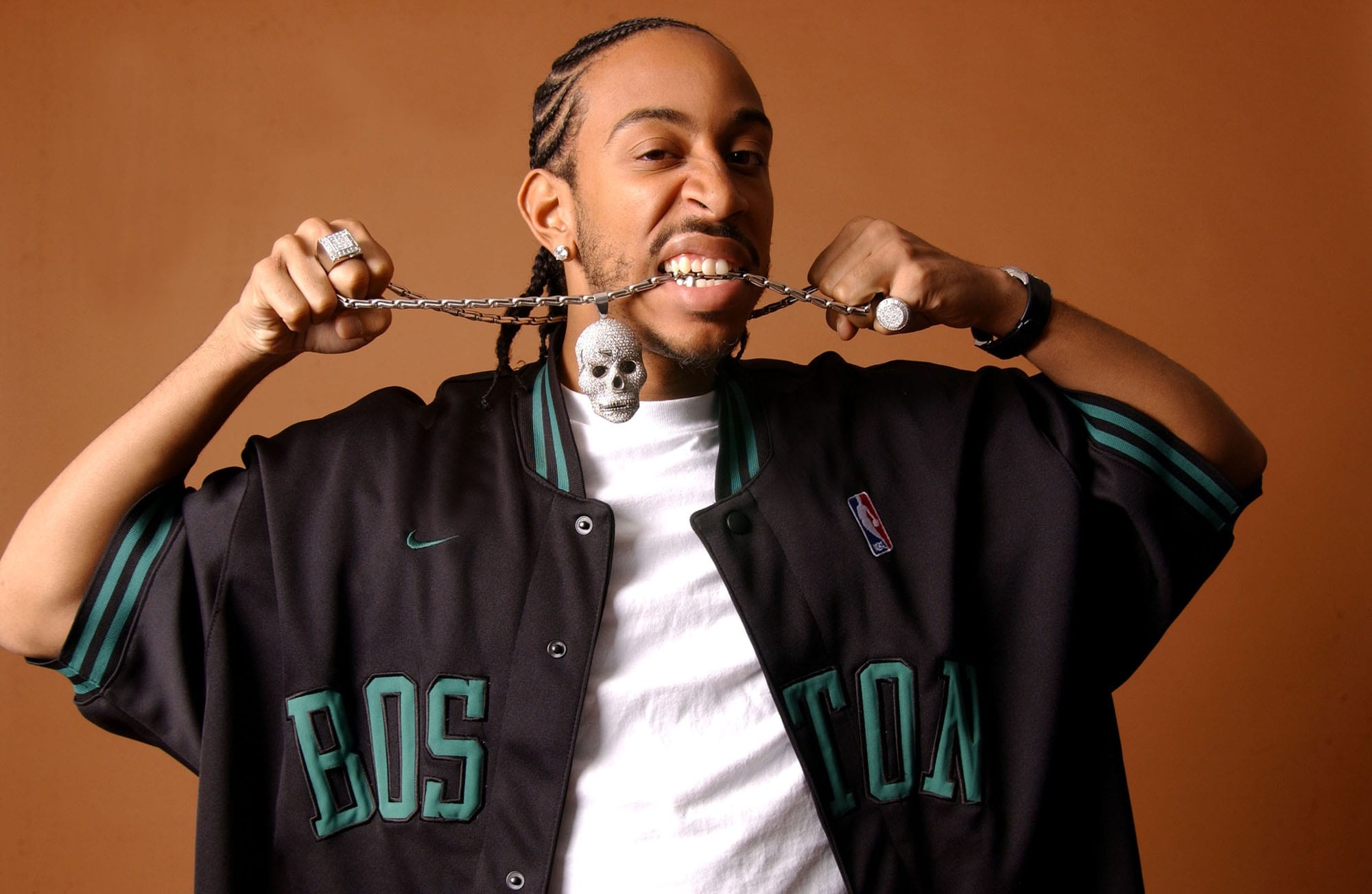 Ludacris movies, HD wallpapers, Stunning visuals, Eye-catching, 2000x1310 HD Desktop