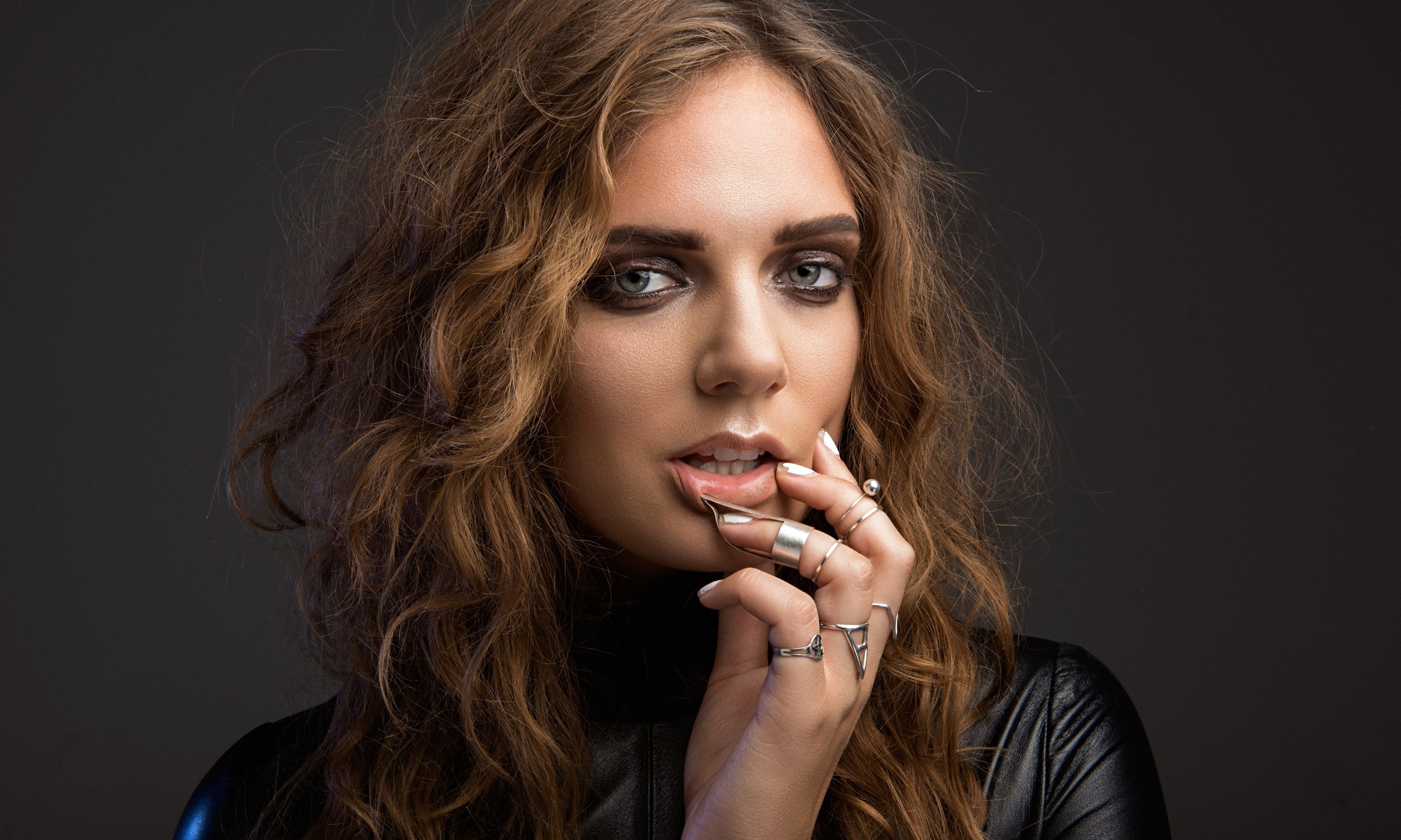 Tove Lo Music, Electropop sensation, Honest lyrics, Empowering artist, 2560x1540 HD Desktop