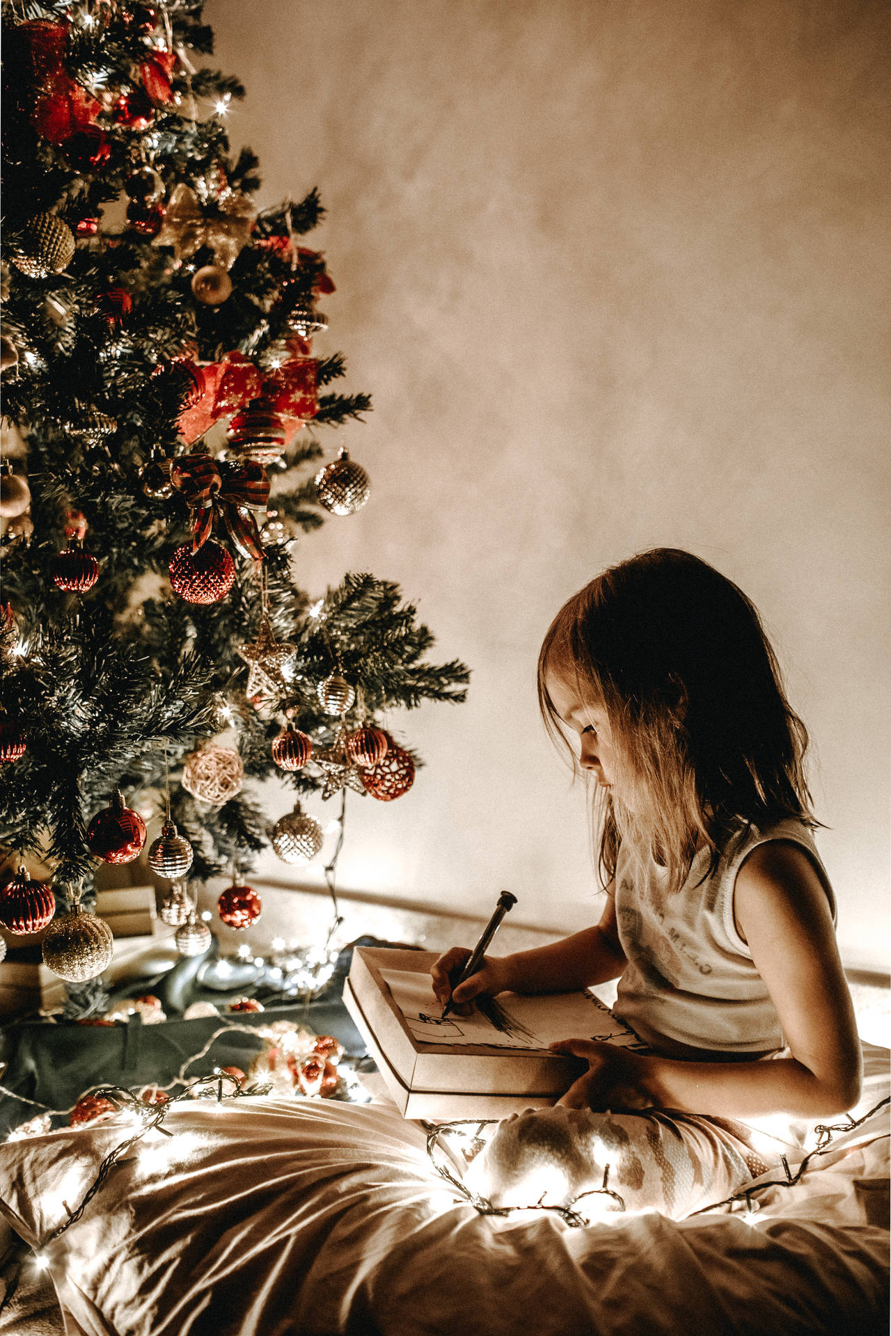 Kid, Cute Christmas Wallpaper, 1280x1920 HD Phone