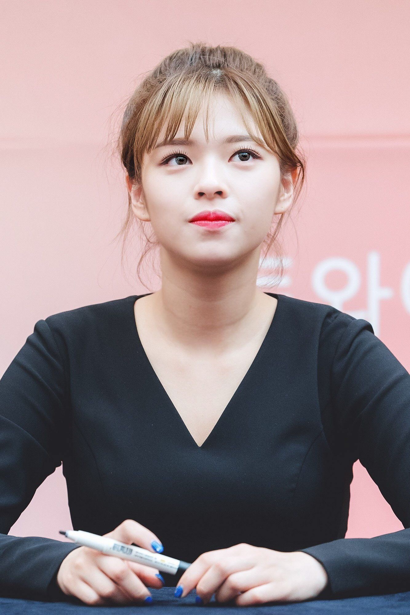 Jeongyeon (TWICE), Music artist, Korean girl group, Kpop idol, 1340x2000 HD Phone