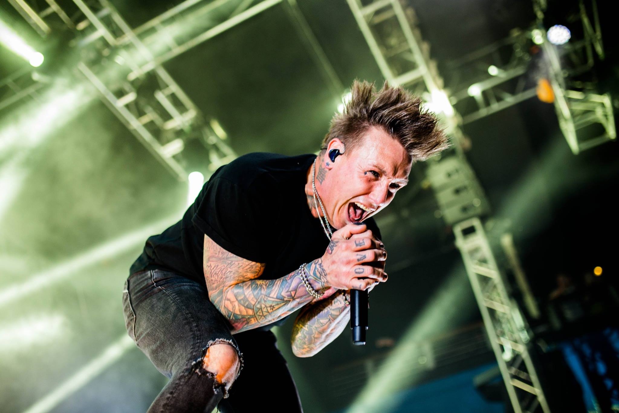 Jacoby Shaddix, Papa Roach, Live concert, Unforgettable night, 2050x1370 HD Desktop