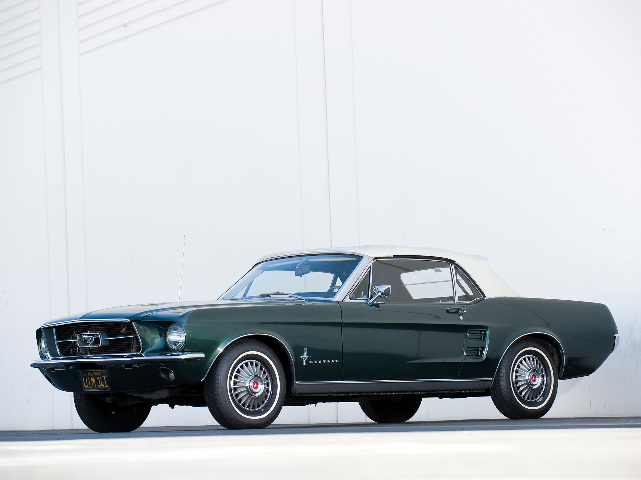 1967 Ford Mustang Coupe, White vinyl hardtop, Vintage wire wheel covers, HD Desktop wallpaper