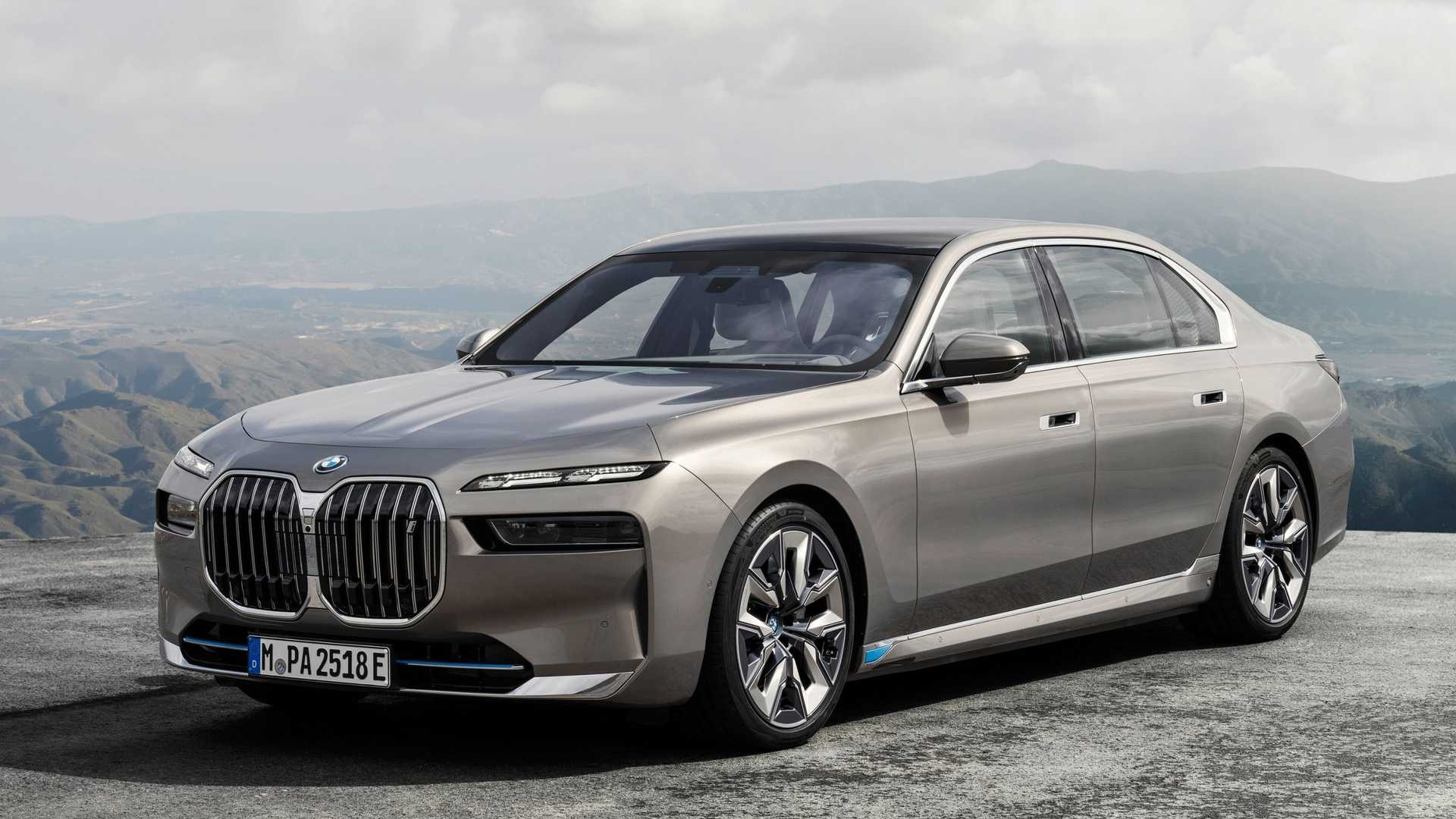 BMW i7 xDrive60, 2023 Model, All-Electric, 7 Series, Innovation, 1920x1080 Full HD Desktop