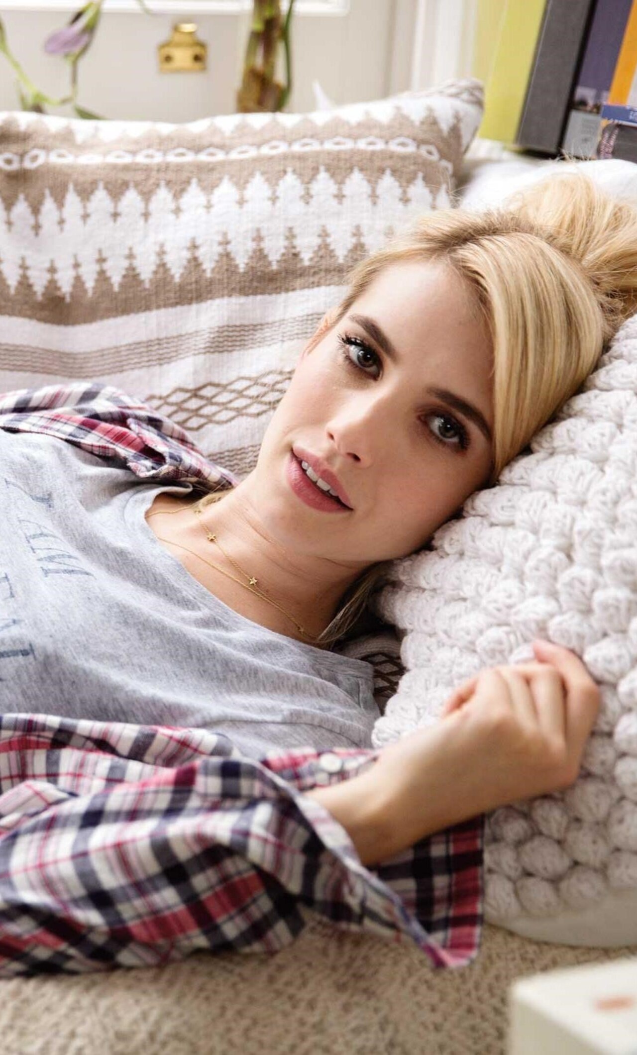 Emma Roberts 2016, iPhone 6, HD wallpapers, 1280x2120 HD Phone