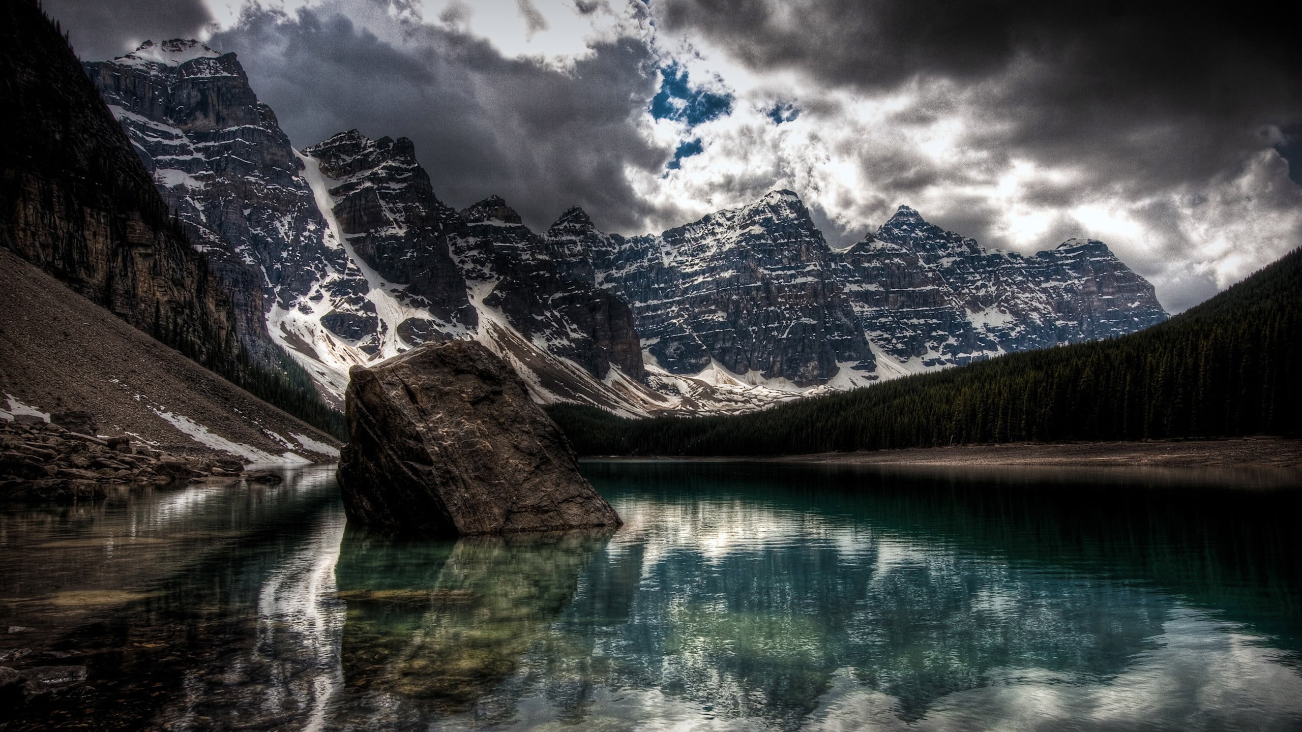 Banff national park, Canada's natural beauty, Majestic mountainscape, Cloudy sky landscape, 2560x1440 HD Desktop