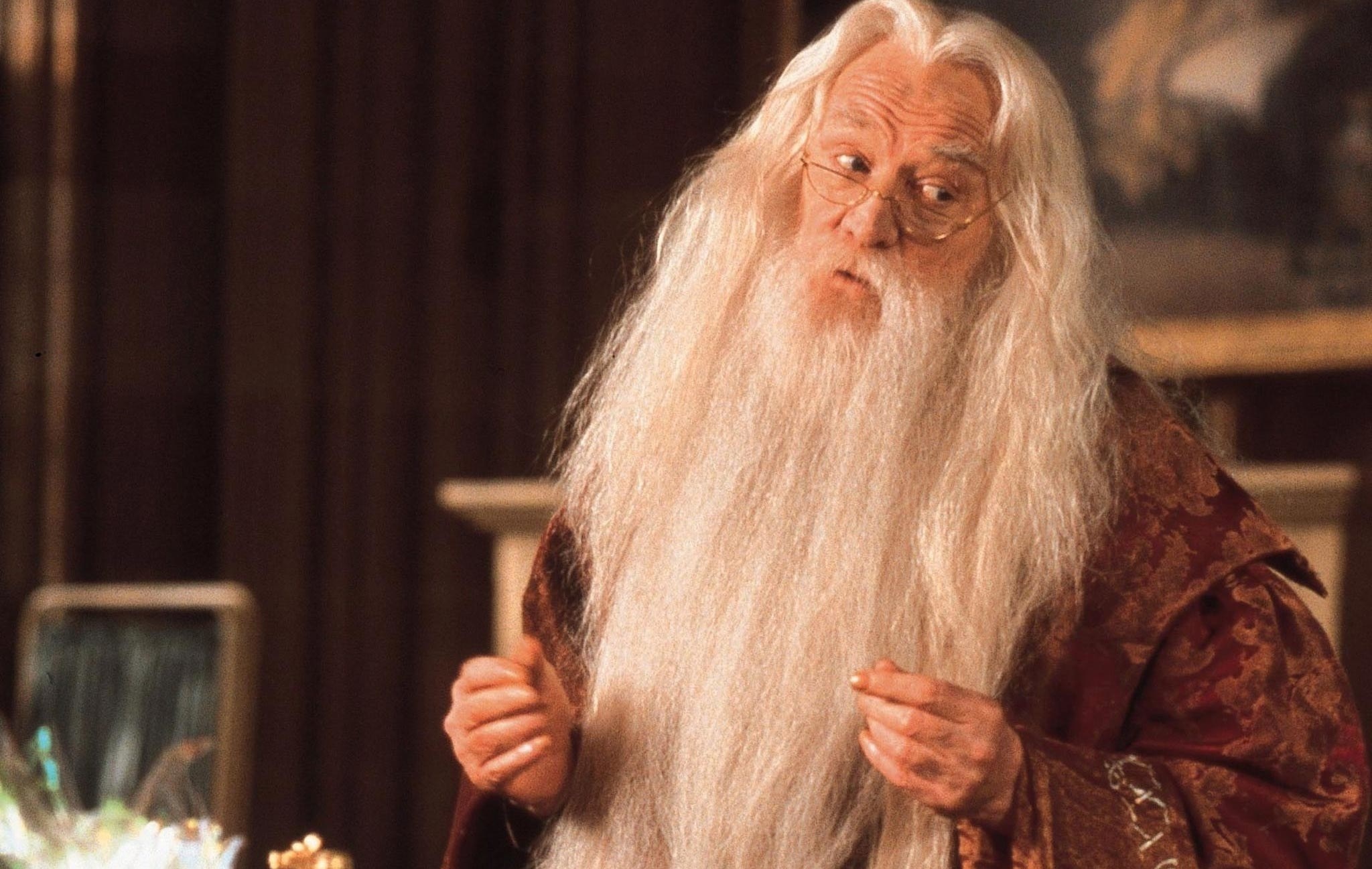 Hollywood book characters, Nail it or ruin it, 2050x1300 HD Desktop