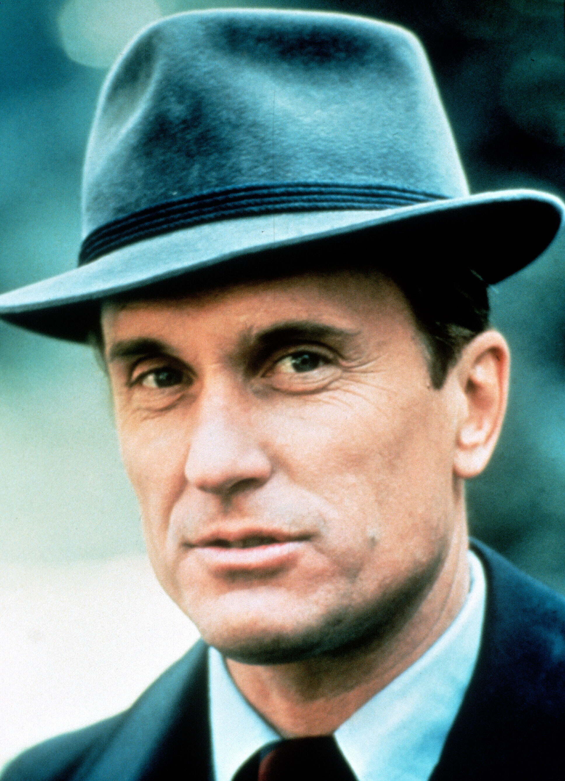 Robert Duvall, Notable career, Recognizable face, Fascinating biography, 1940x2680 HD Phone