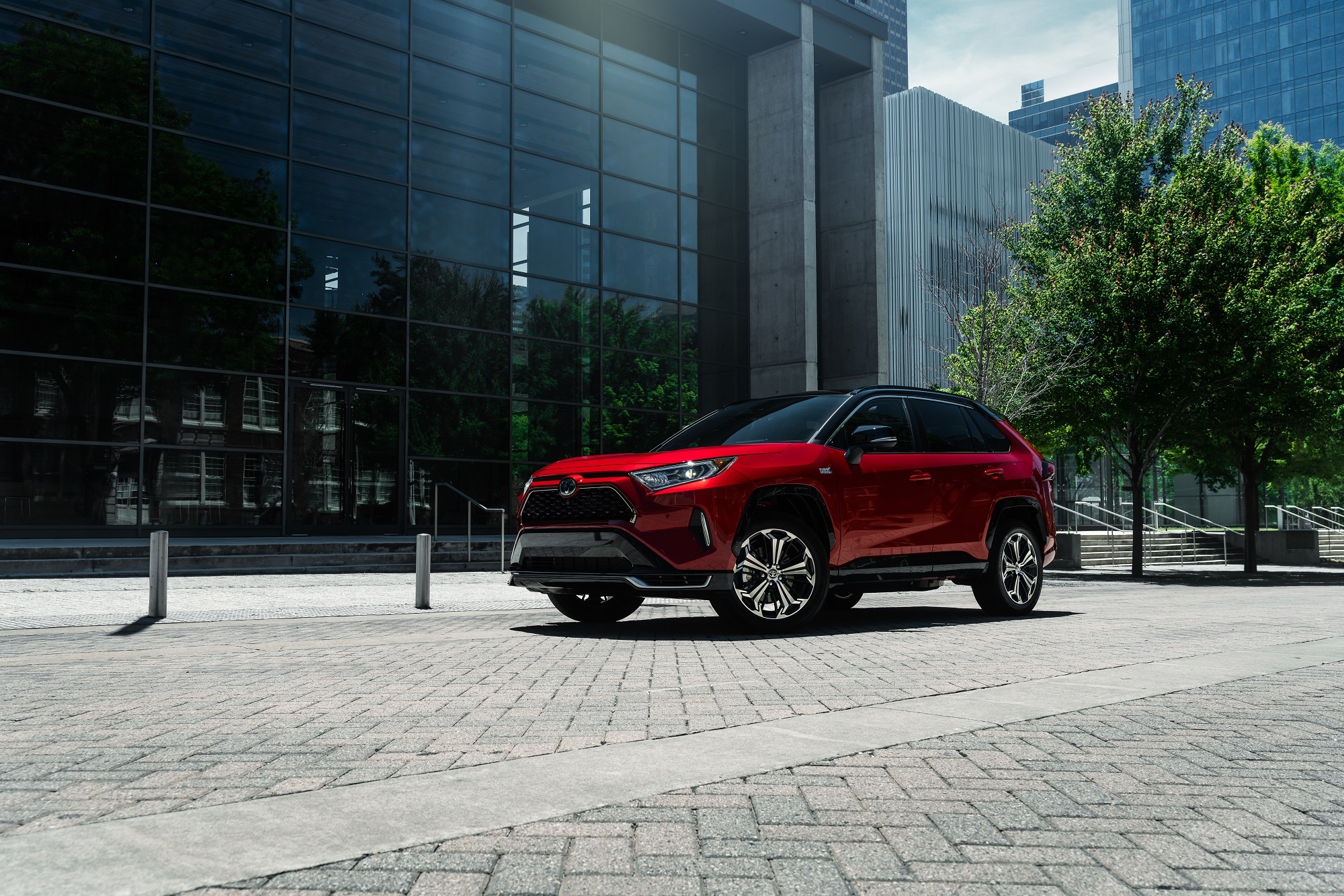 City ​​Crossover, Toyota RAV4 Prime Wallpaper, 2000x1340 HD Desktop